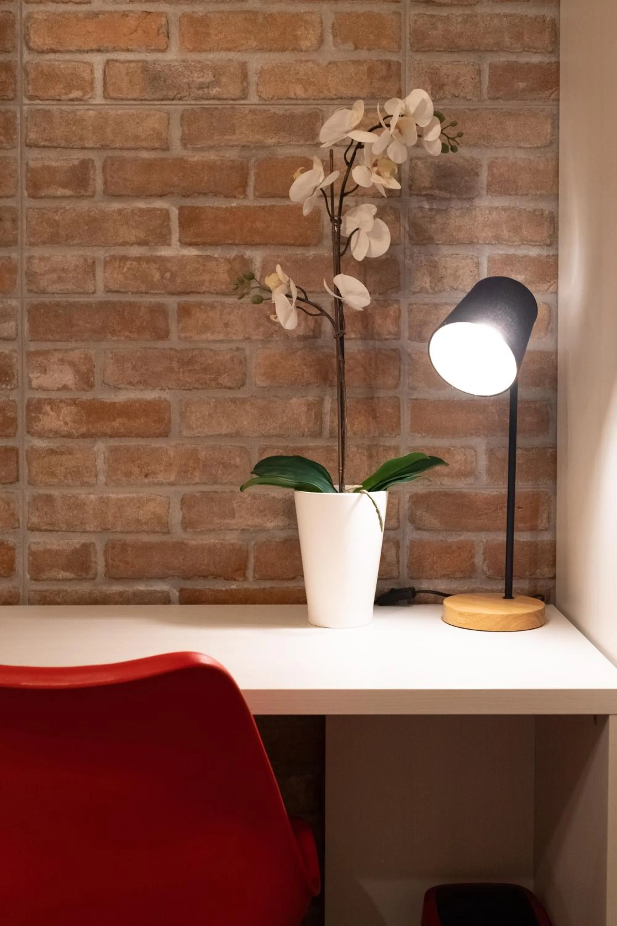 Decorative detail in Lele Rooms San Lorenzo