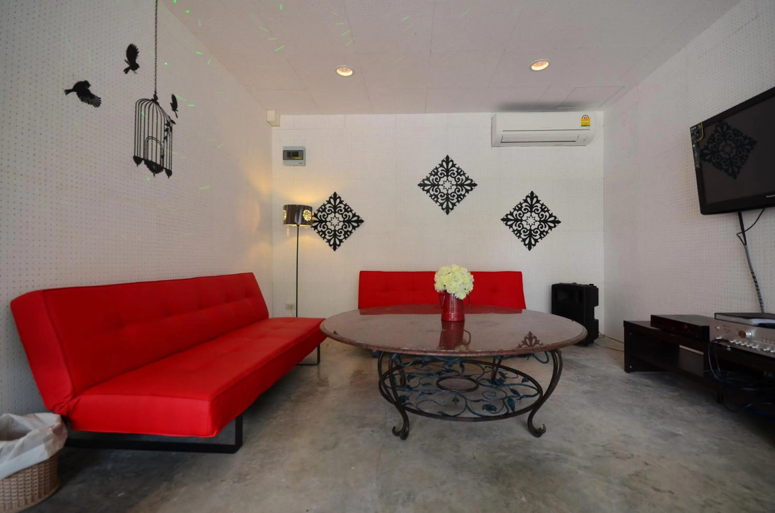 Goodnight Cha Am Minitel