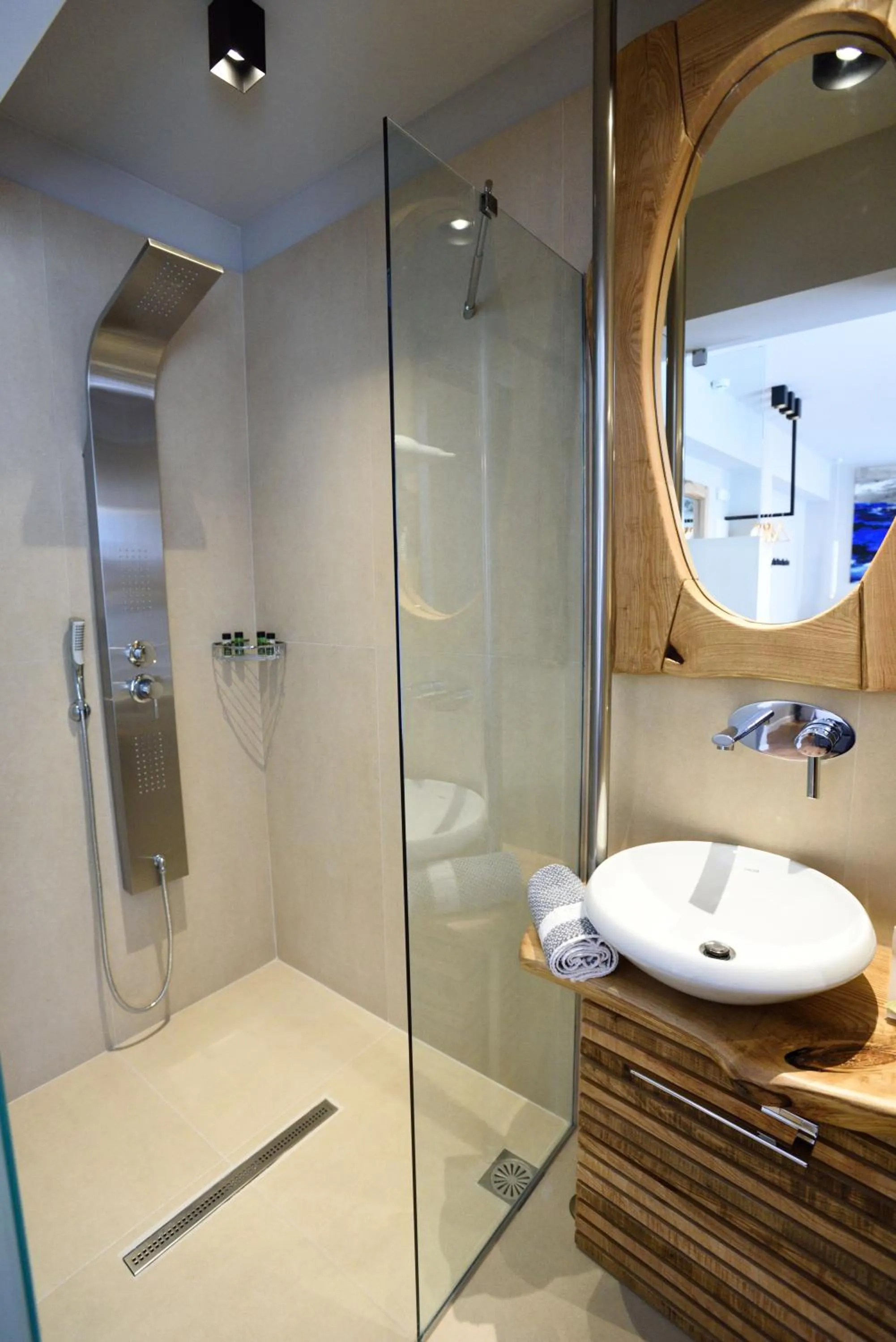 Magnifique Luxury Suites