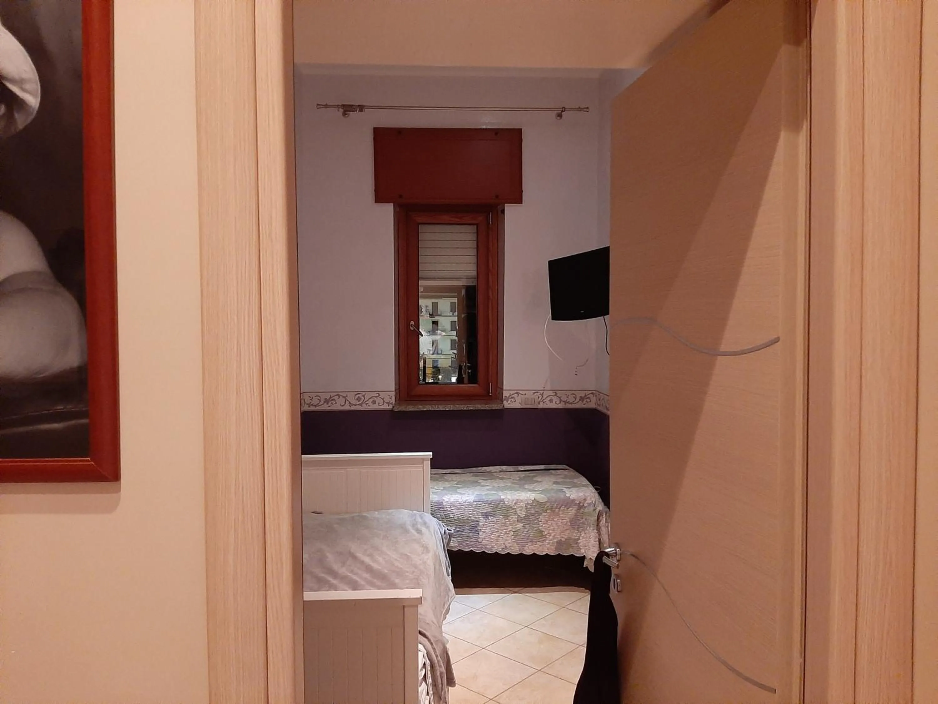 Bedroom, Bed in Beautiful beb