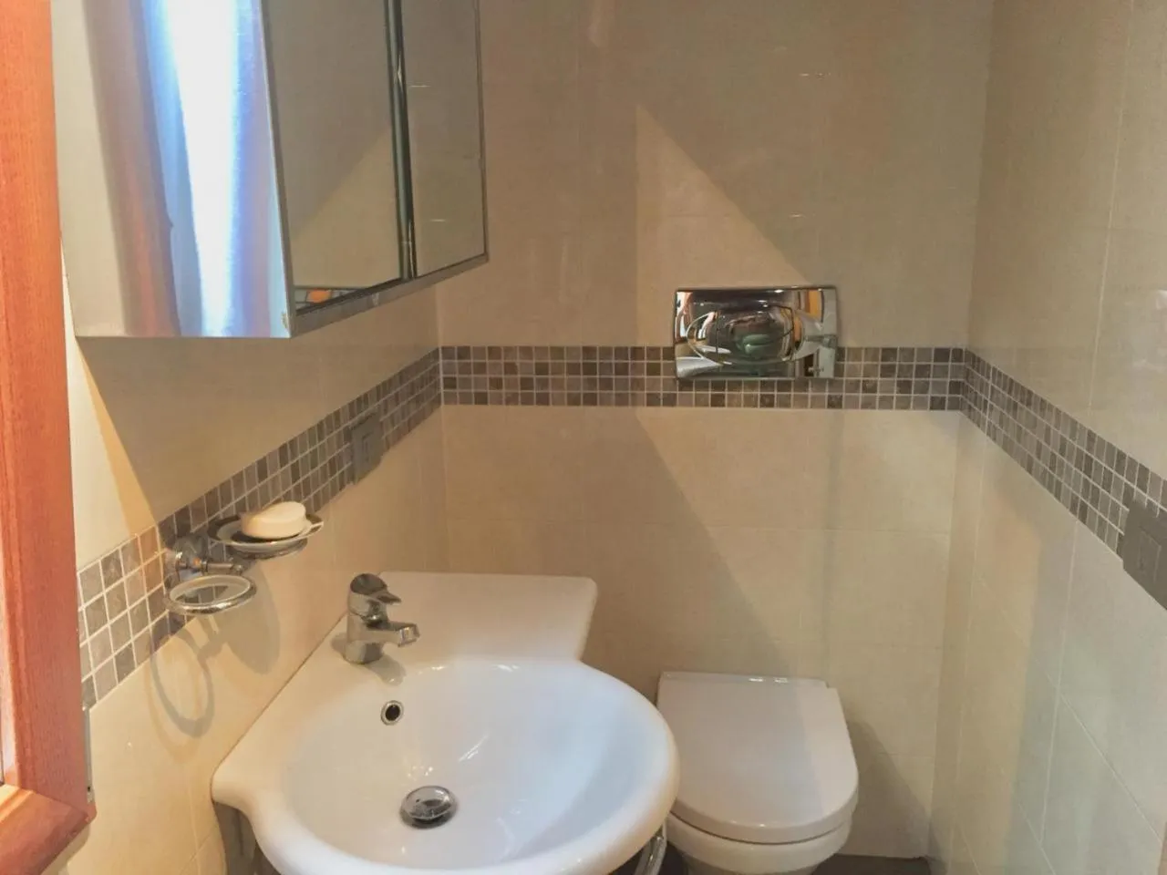 Toilet in Beautiful beb