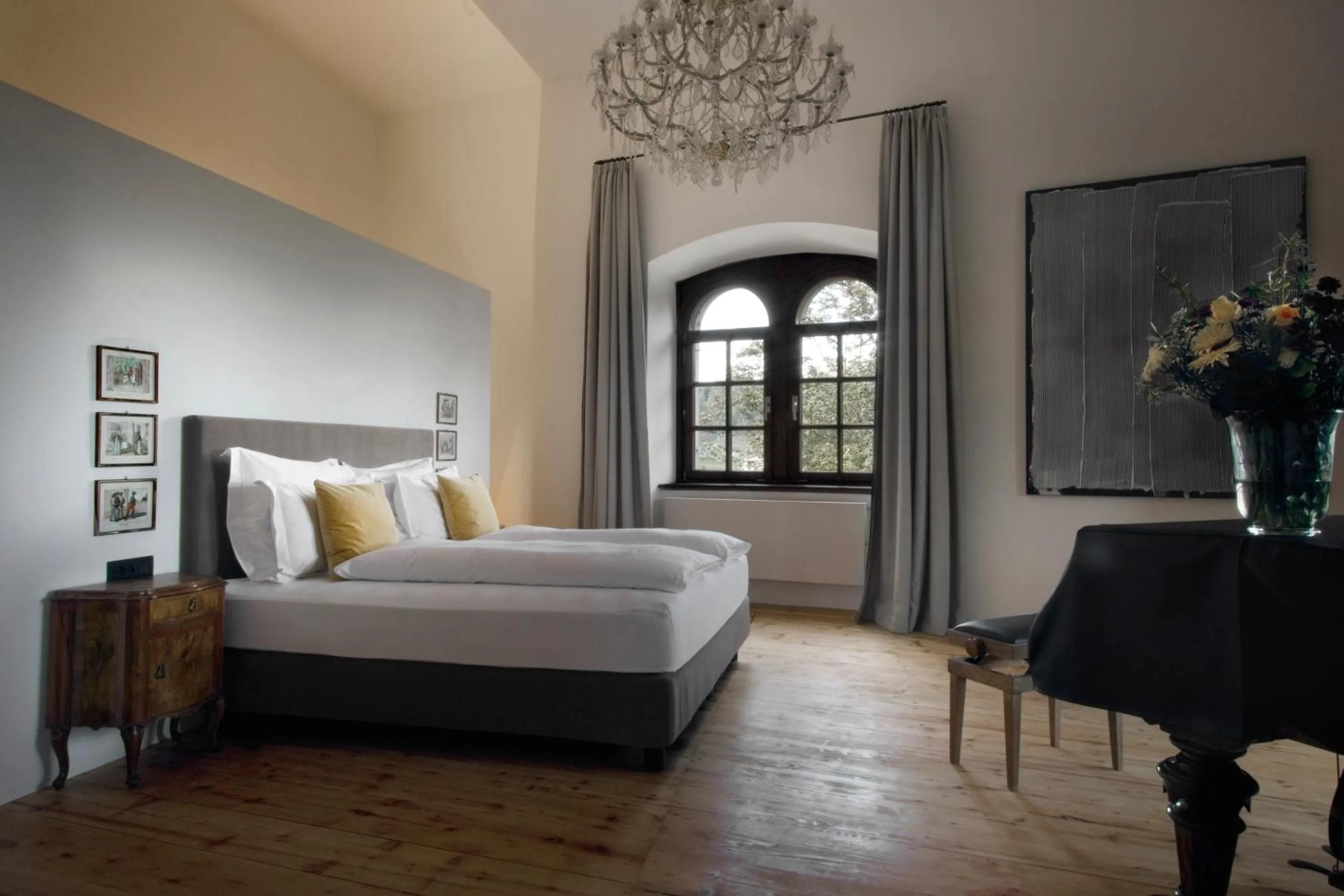 Bed in Schloss Freudenstein