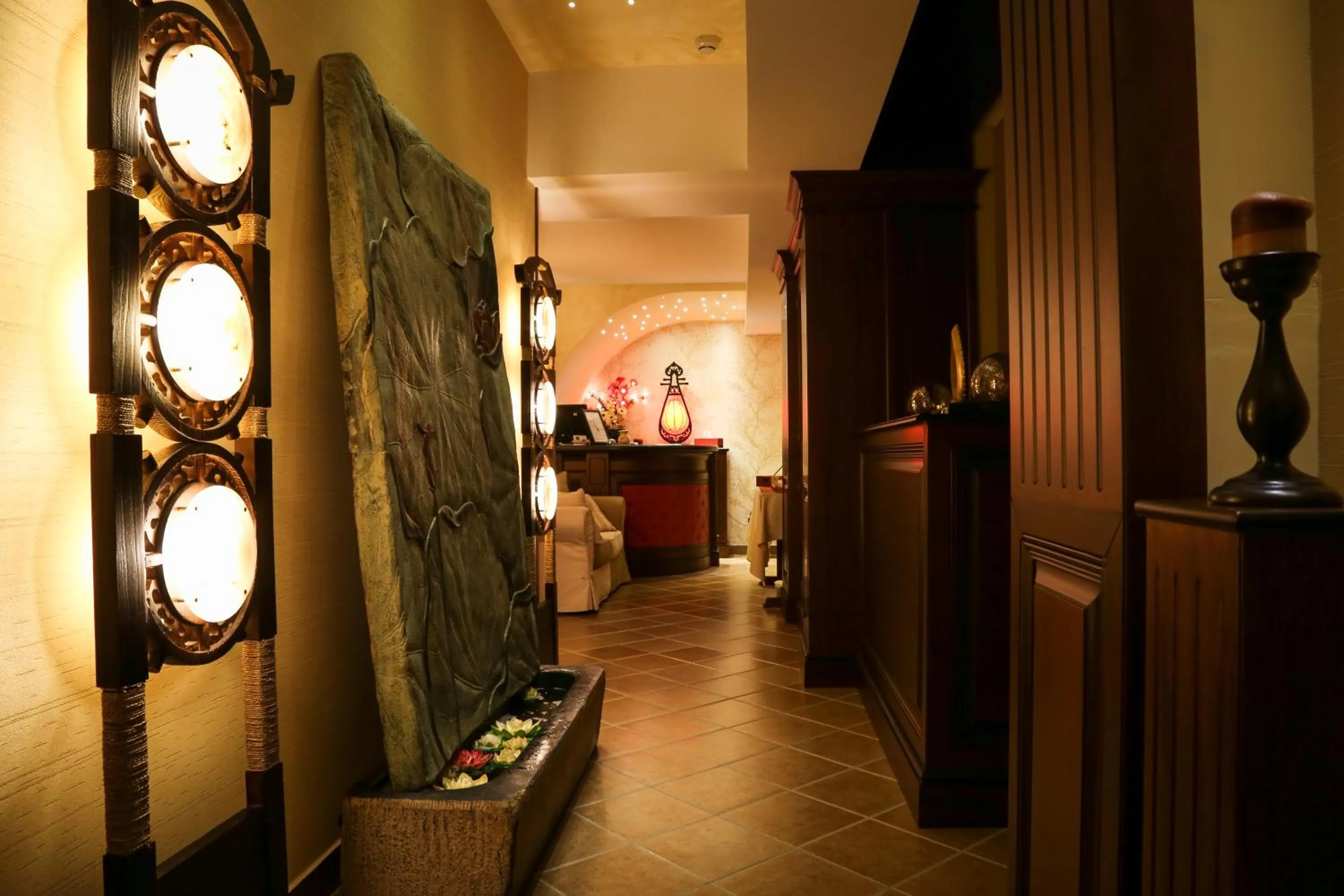 Spa and wellness centre/facilities in Hotel Foisorul cu Flori