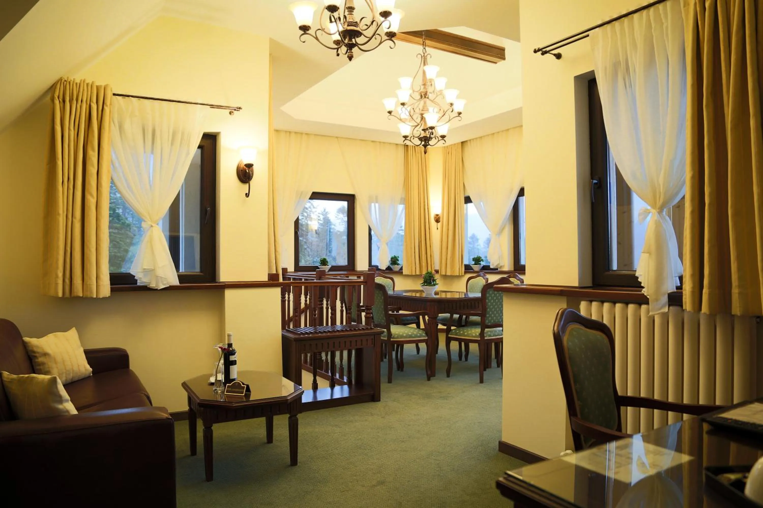 Living room in Hotel Foisorul cu Flori