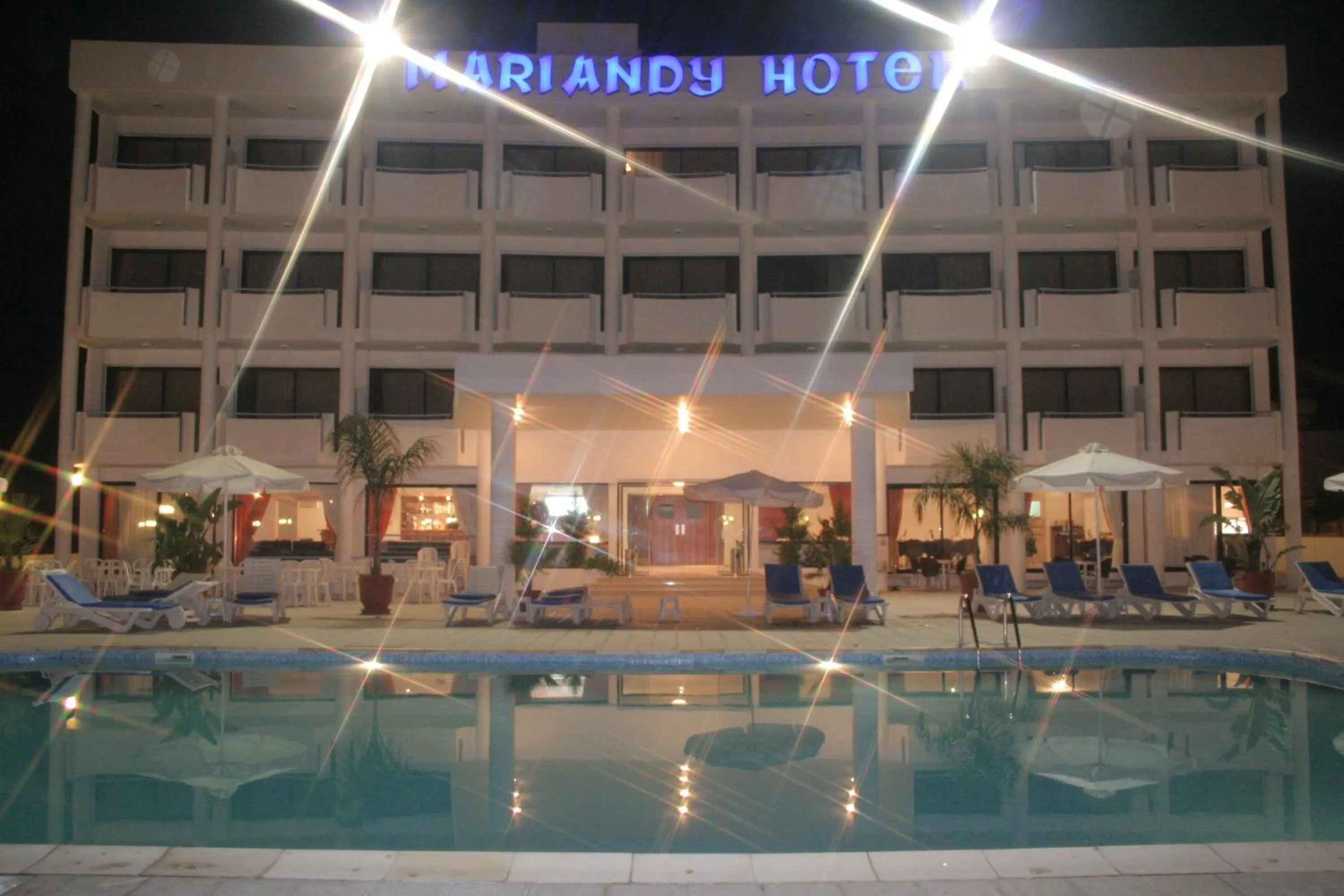 Facade/entrance in Mariandy Hotel