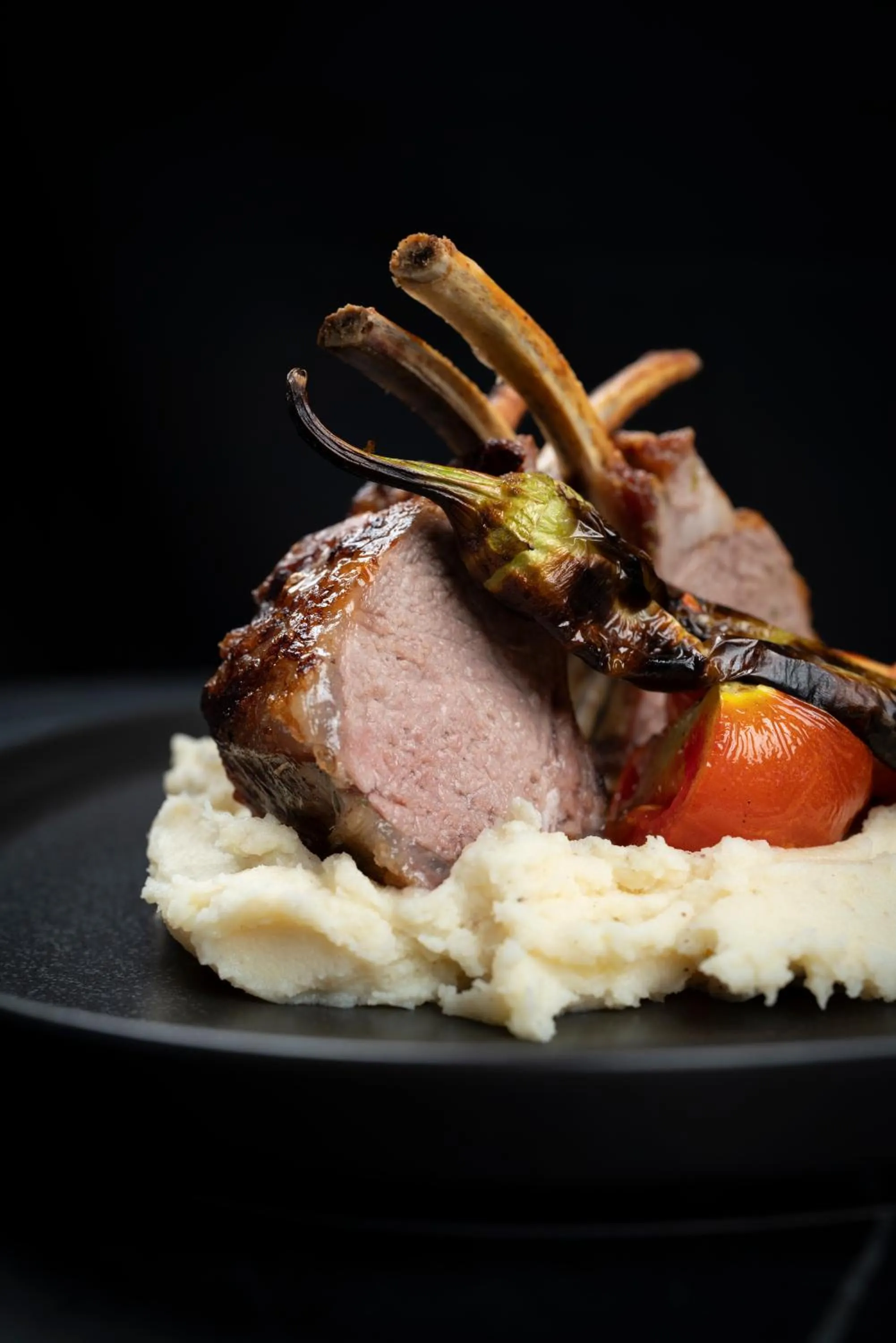 Restaurant/places to eat in Windsor Hotel & Convention Center Istanbul