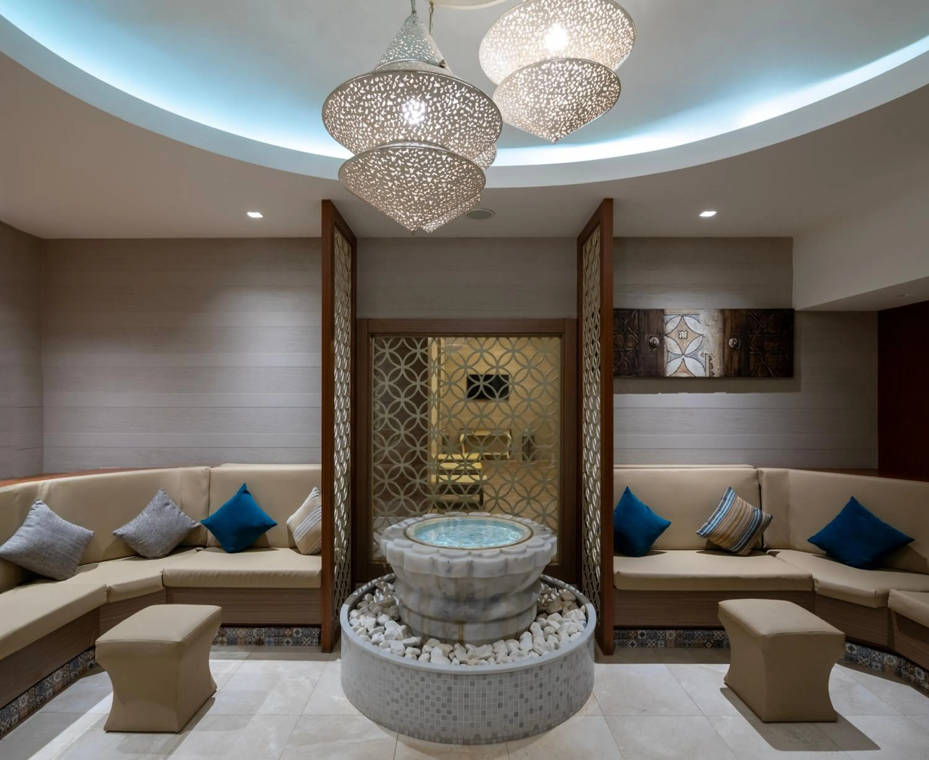 Seating area in Windsor Hotel & Convention Center Istanbul