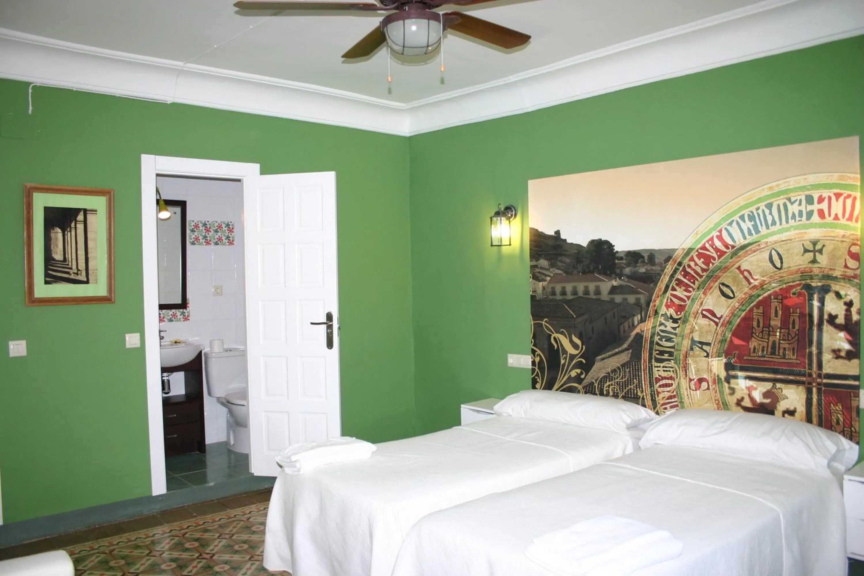 Photo of the whole room, Bed in Casa del Renacimiento