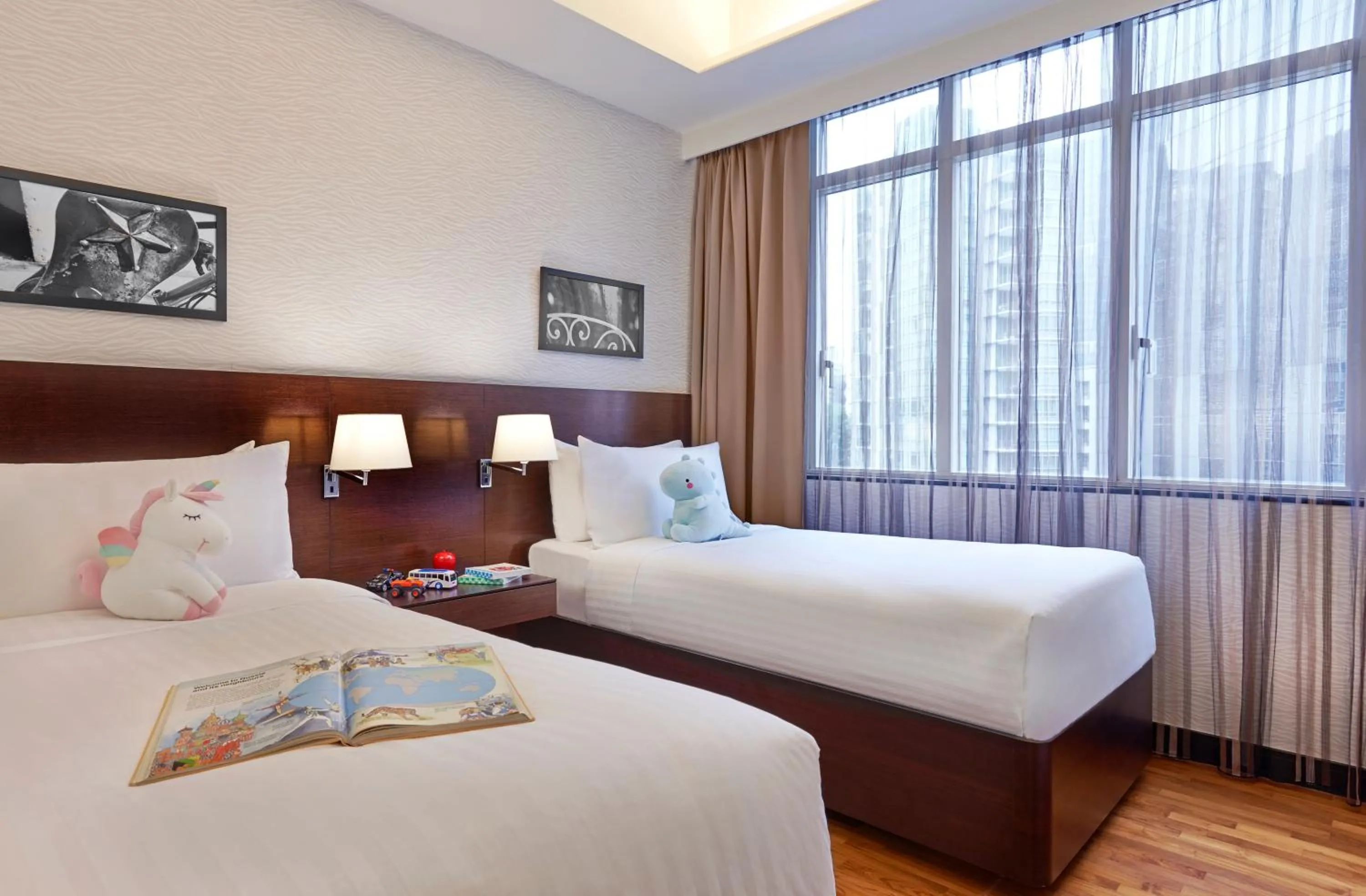 Bedroom, Bed in Orchard Scotts Residences by Far East Hospitality