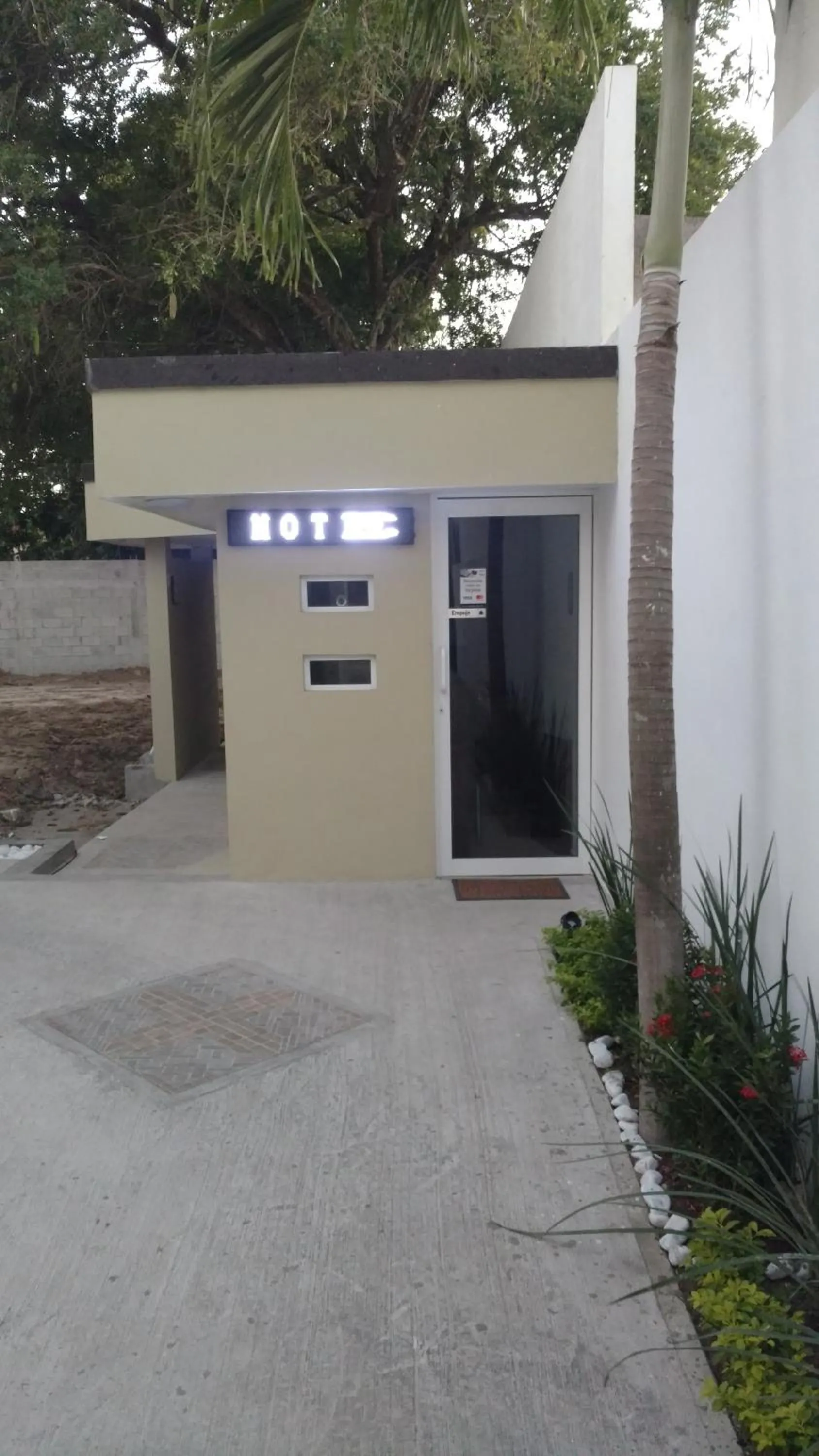 Property building in Hotel Panama 510