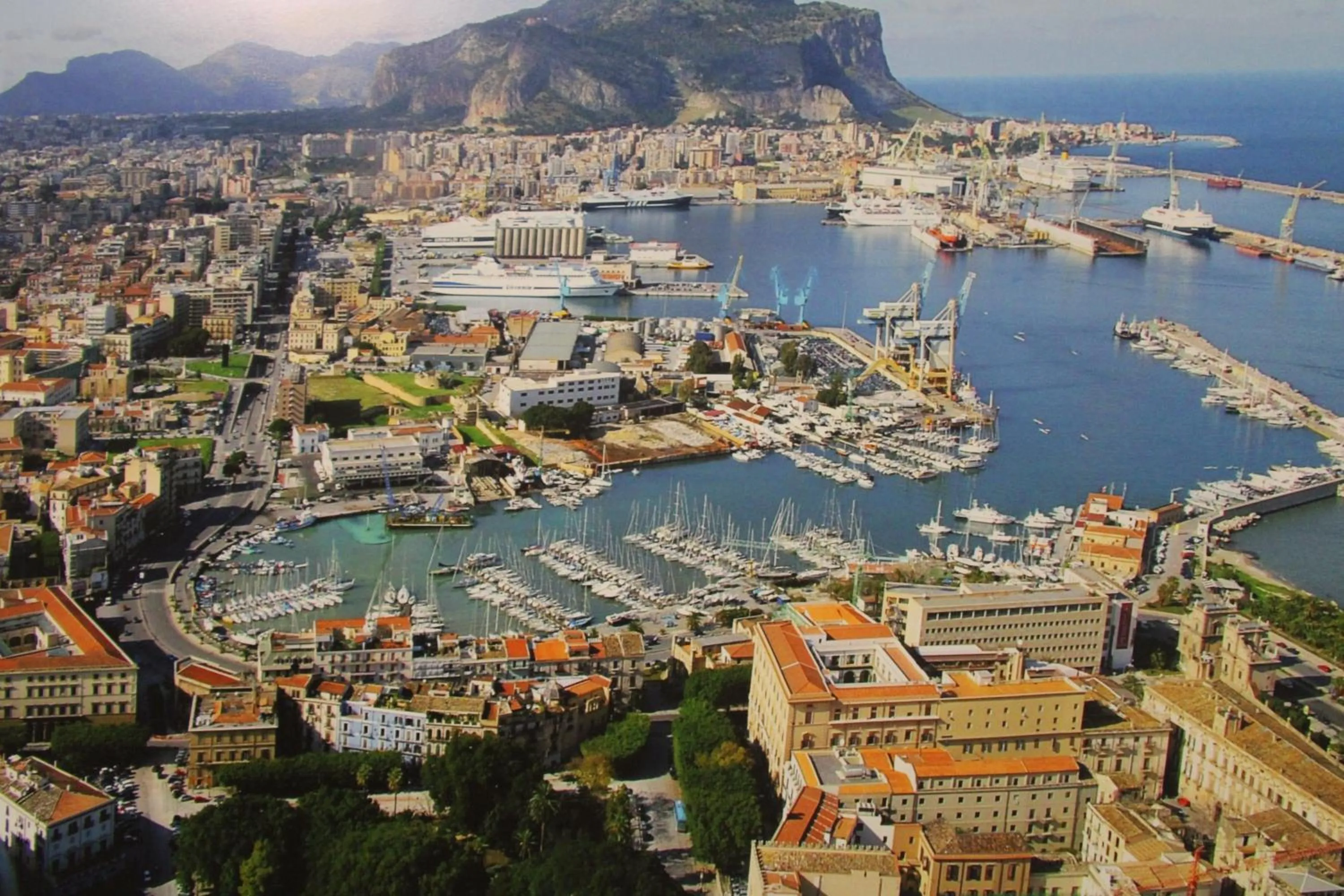 Neighbourhood in B&B D'Amari Affittacamere