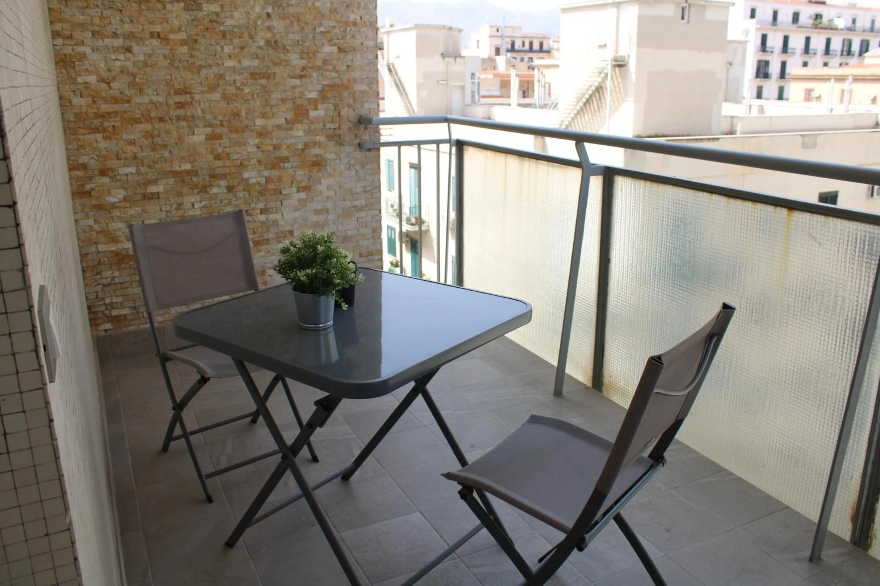 Patio in B&B D'Amari Affittacamere