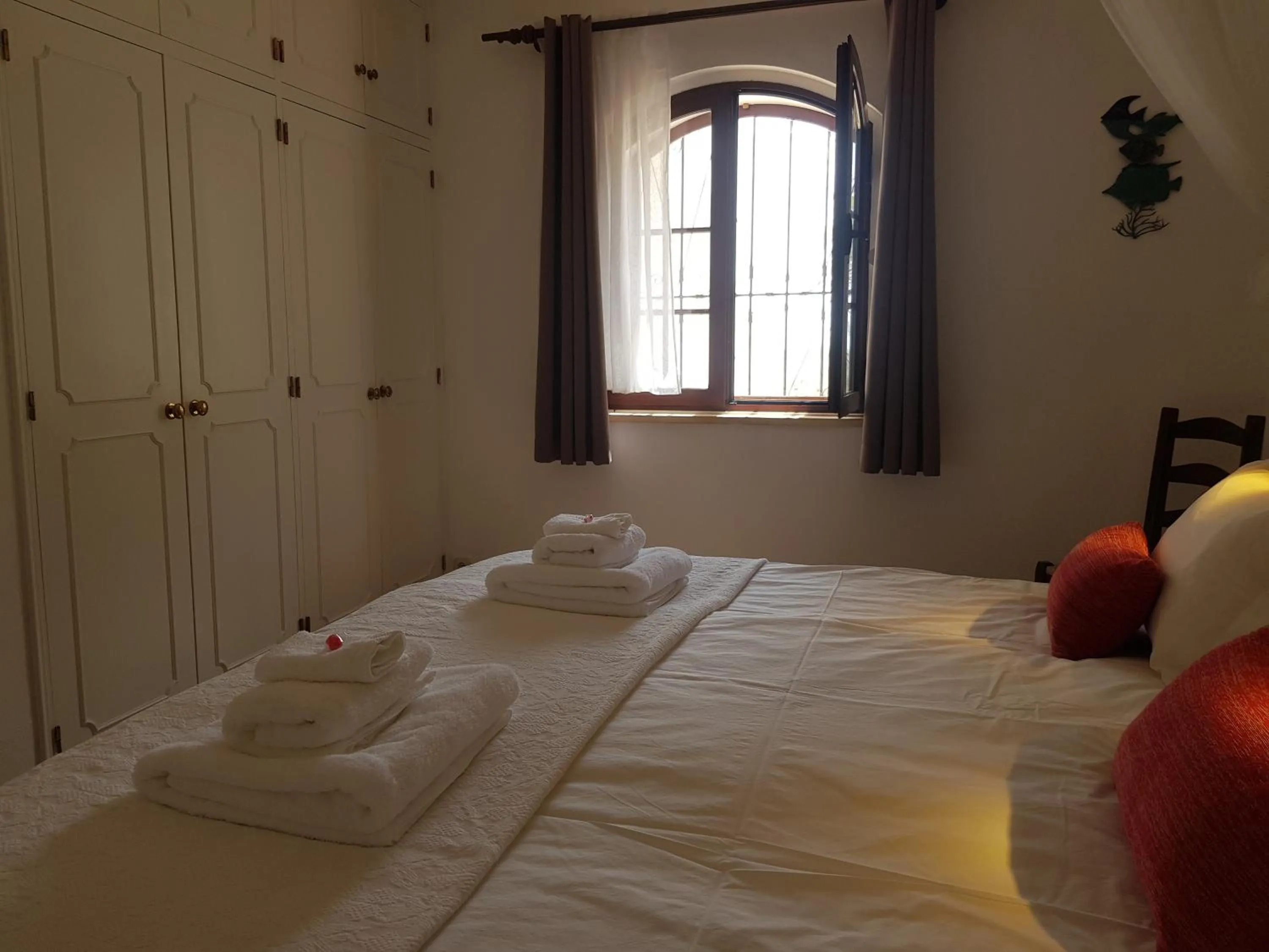 Bed in Monte-Bougainvillea