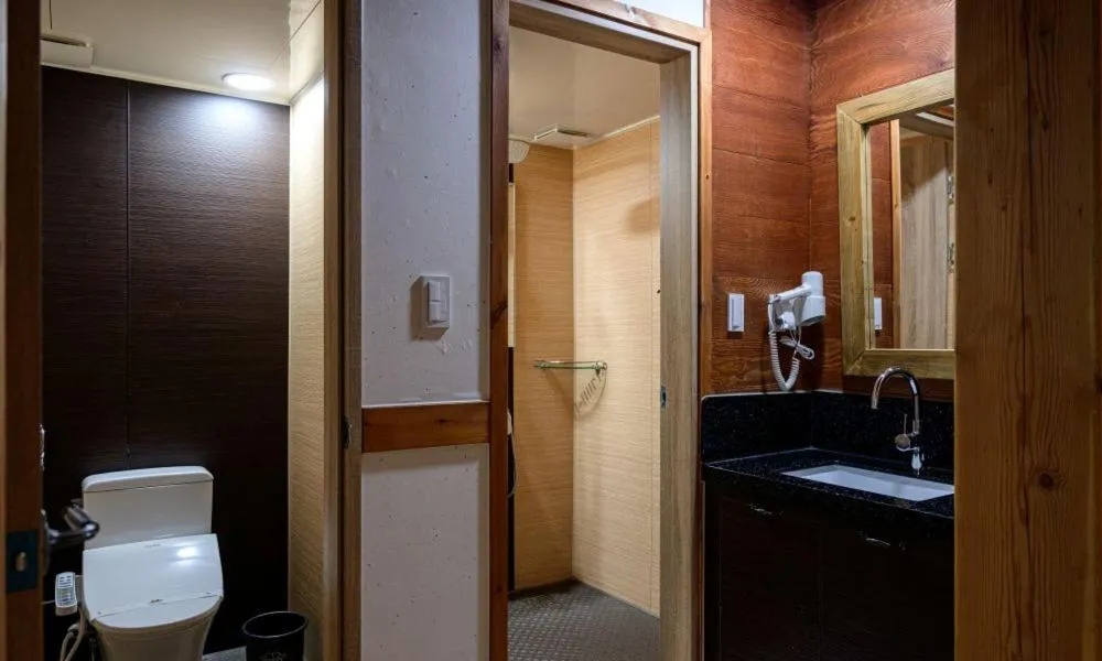 Jeonju Wangyijimil Hanok Hotel