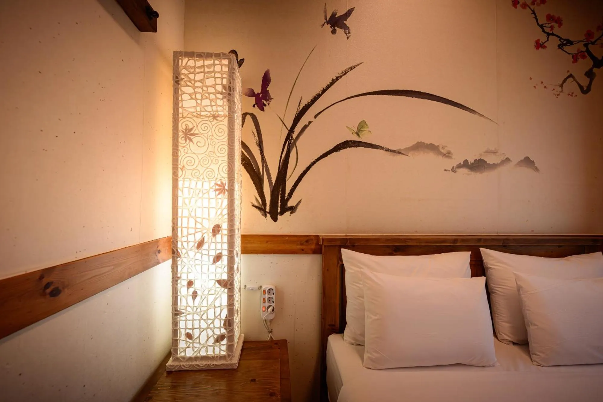 Bed in Royal Room of King Hotel