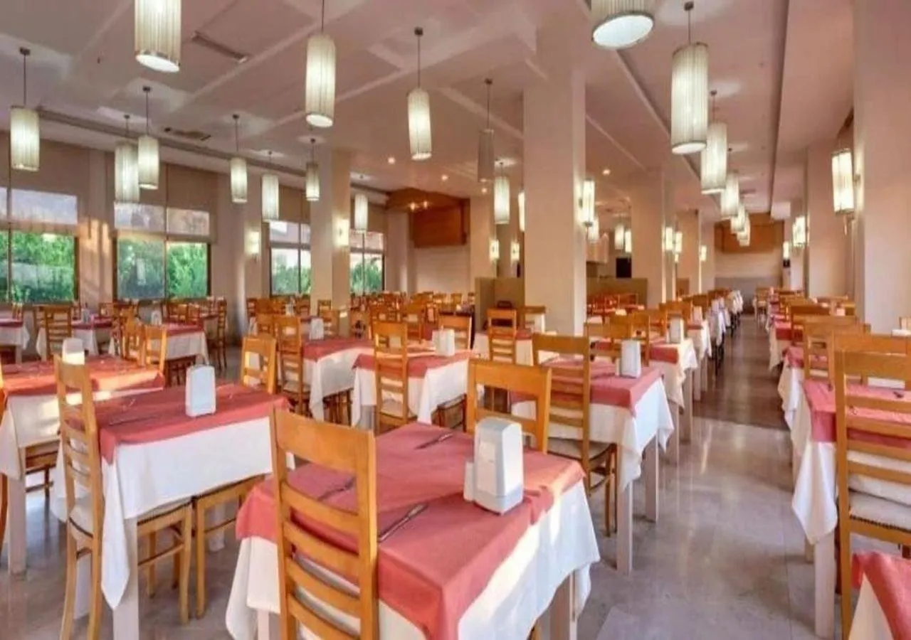 Restaurant/places to eat in Magic Sun Hotel - All Inclusive