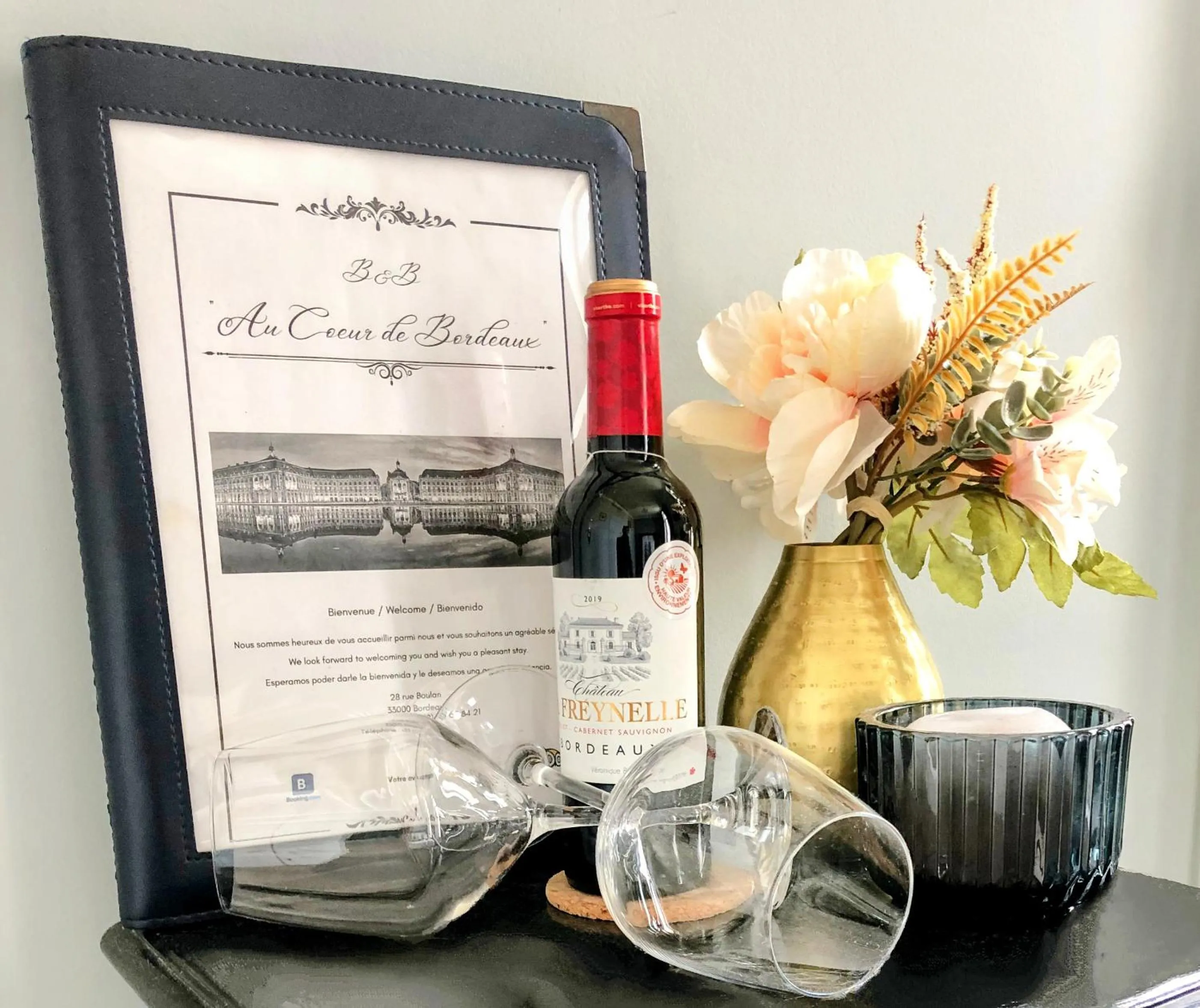 Property logo or sign in Au Coeur de Bordeaux B&B