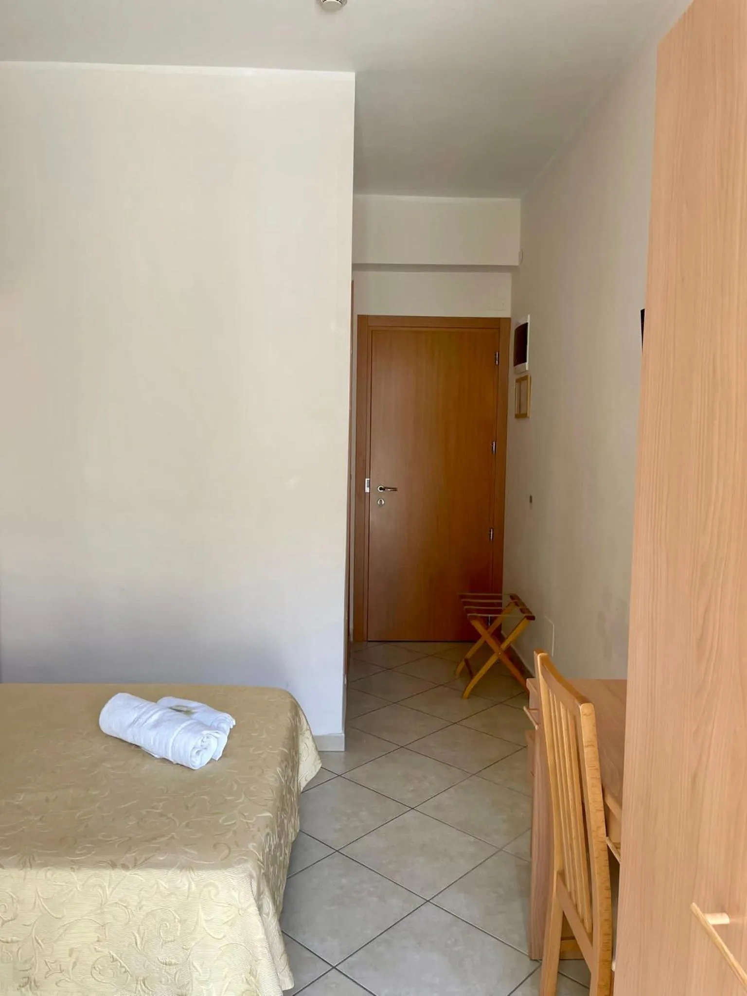 Bed in Hotel Favorita