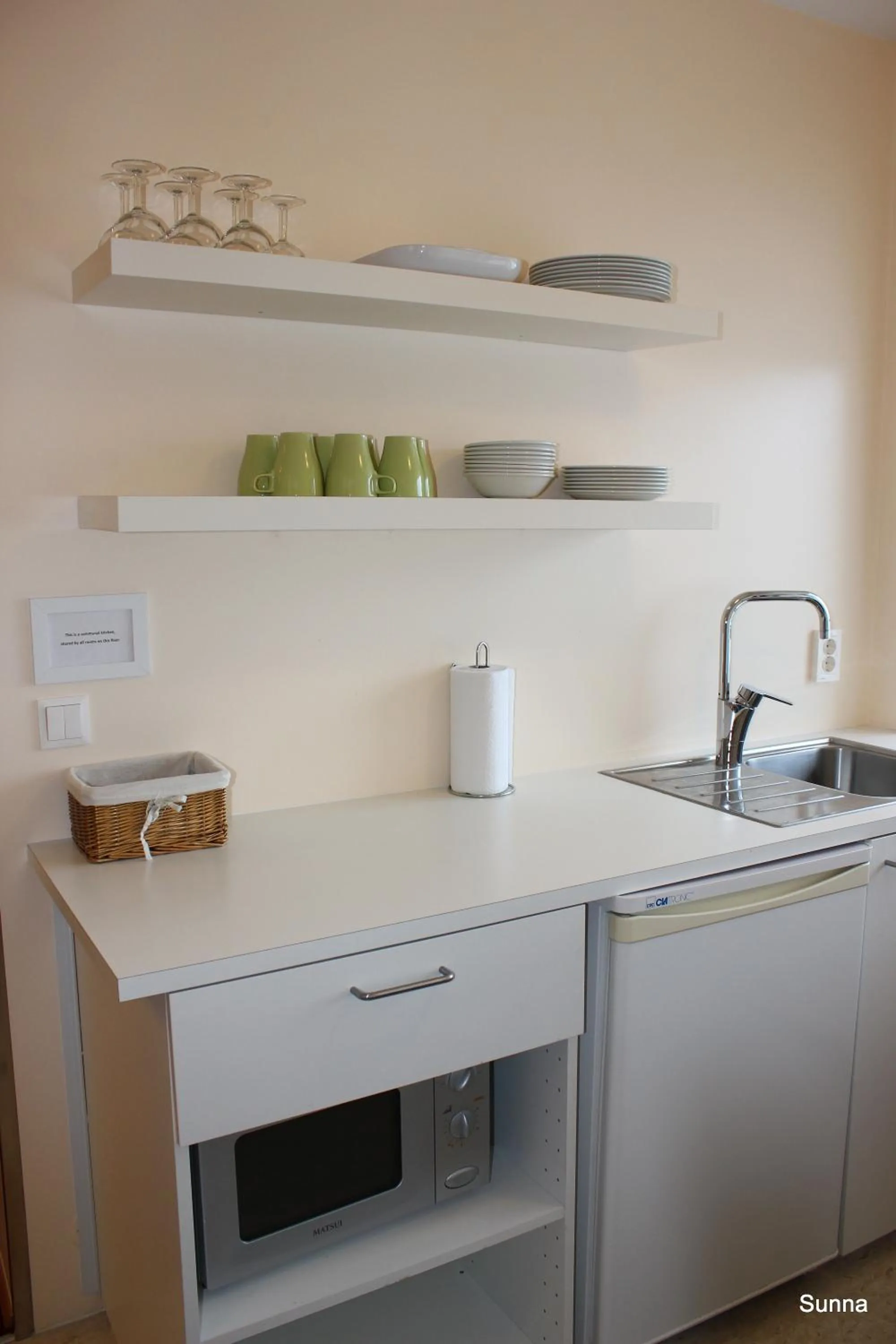 Kitchen or kitchenette in Guesthouse Sunna