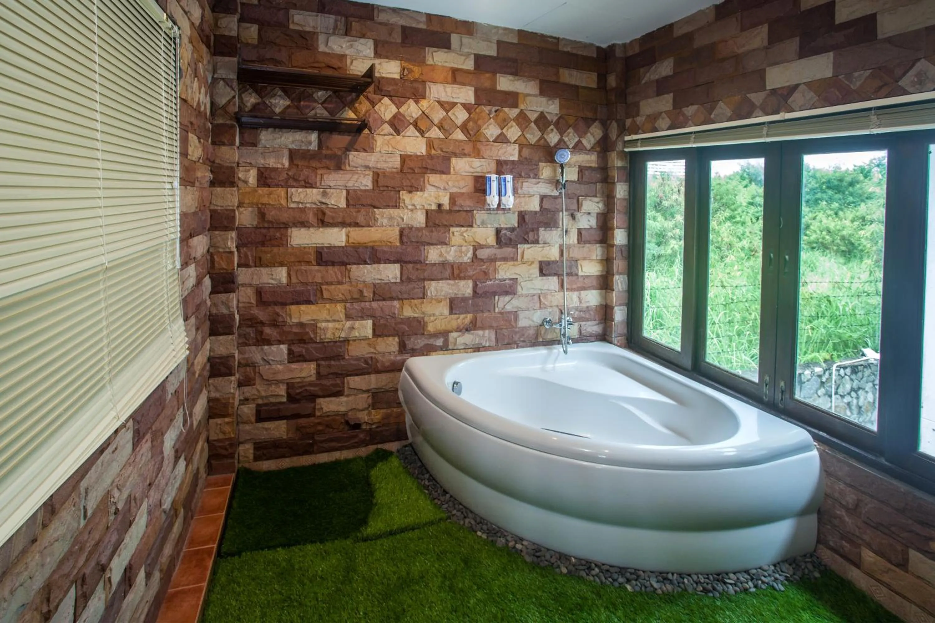 Bathroom in Achawalai Residence Village By Song
