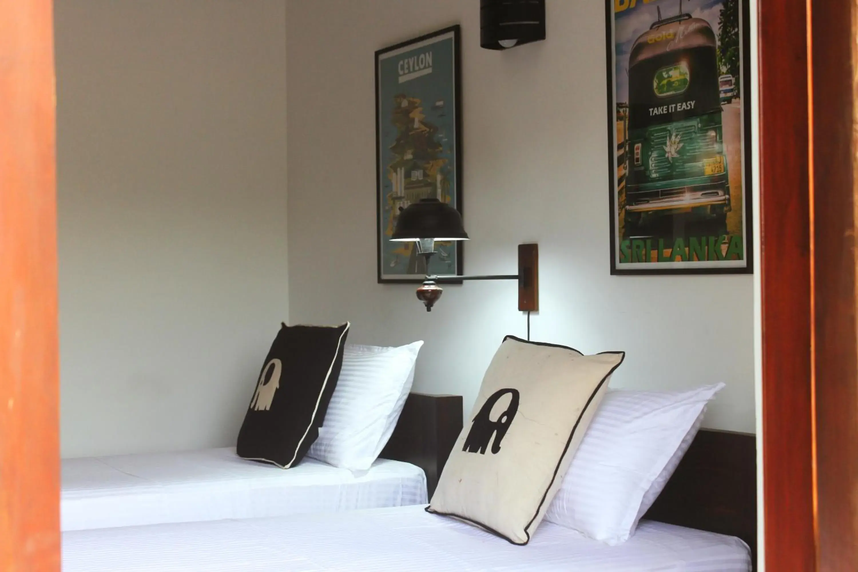 Deluxe Twin Room in Blue Pillars Kandy Deluxe Twin Room in Blue Pillars Kandy