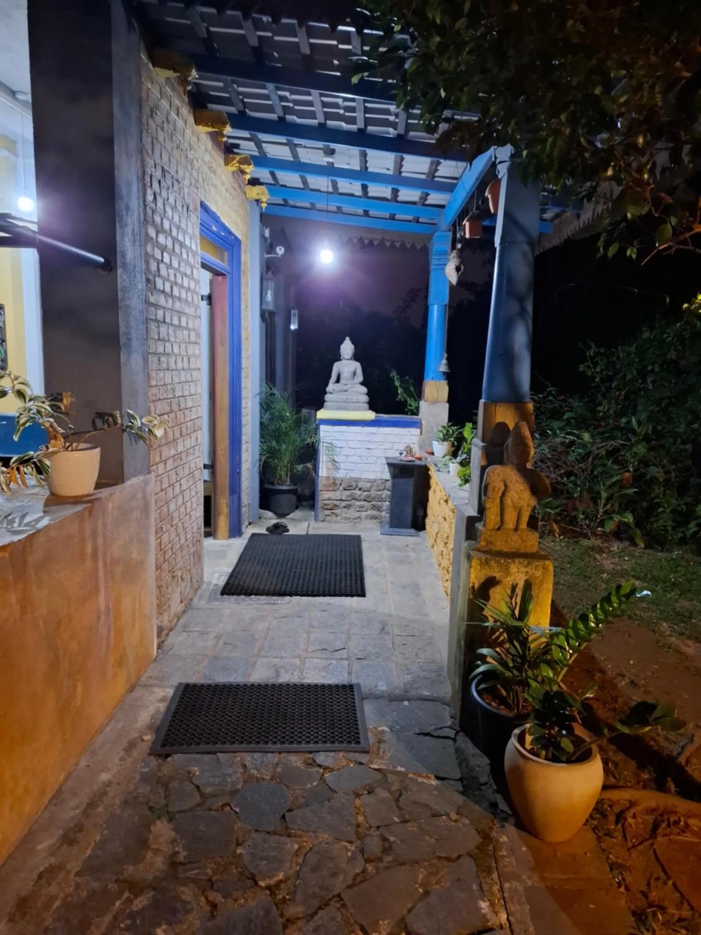 Night in Blue Pillars Kandy