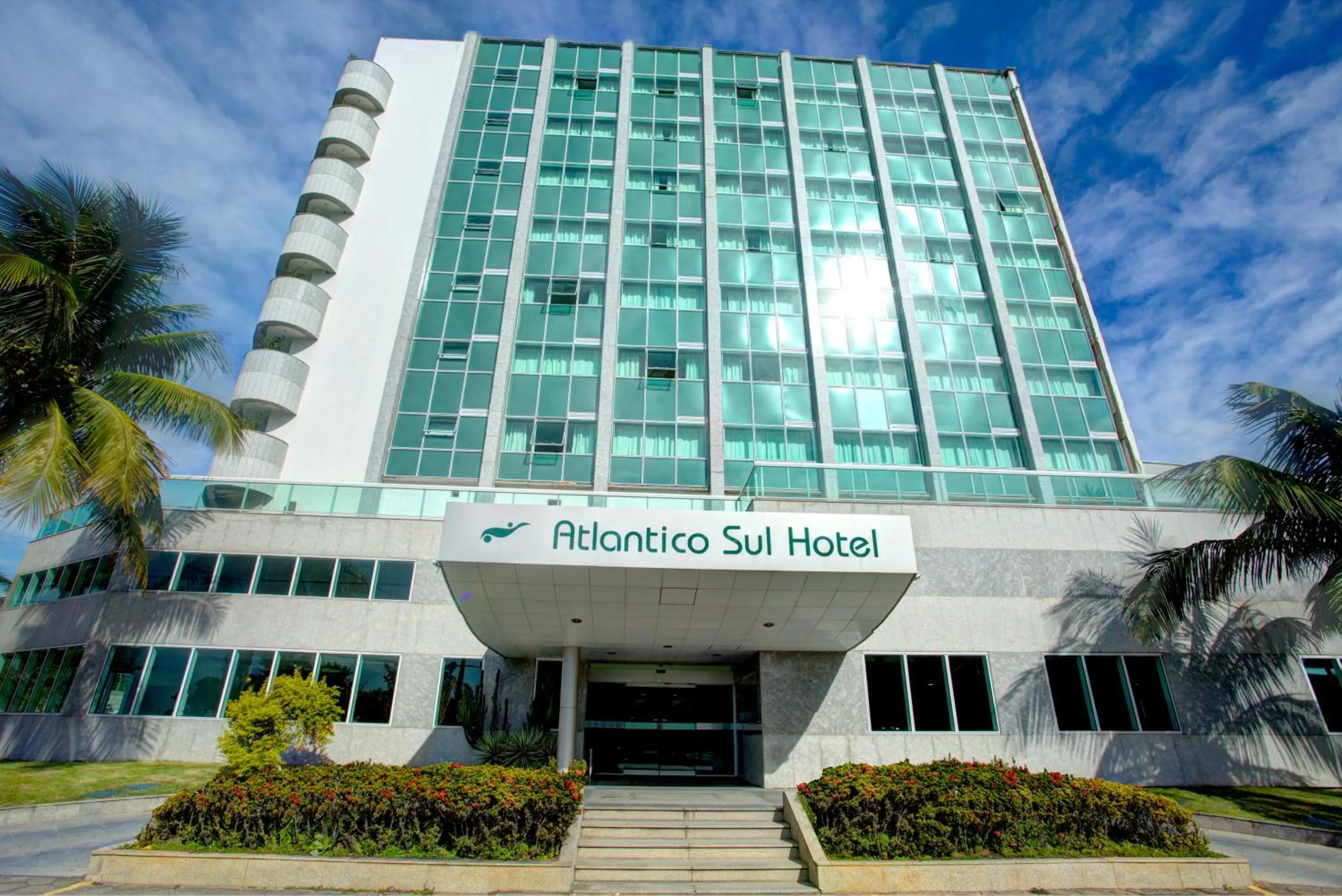 Property building in Atlantico Sul Hotel