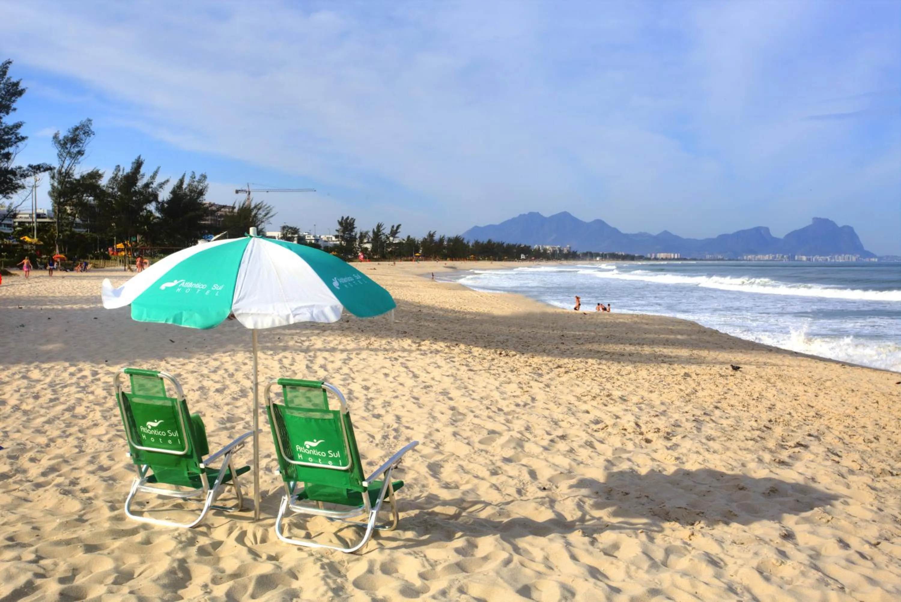 Beach in Atlantico Sul Hotel