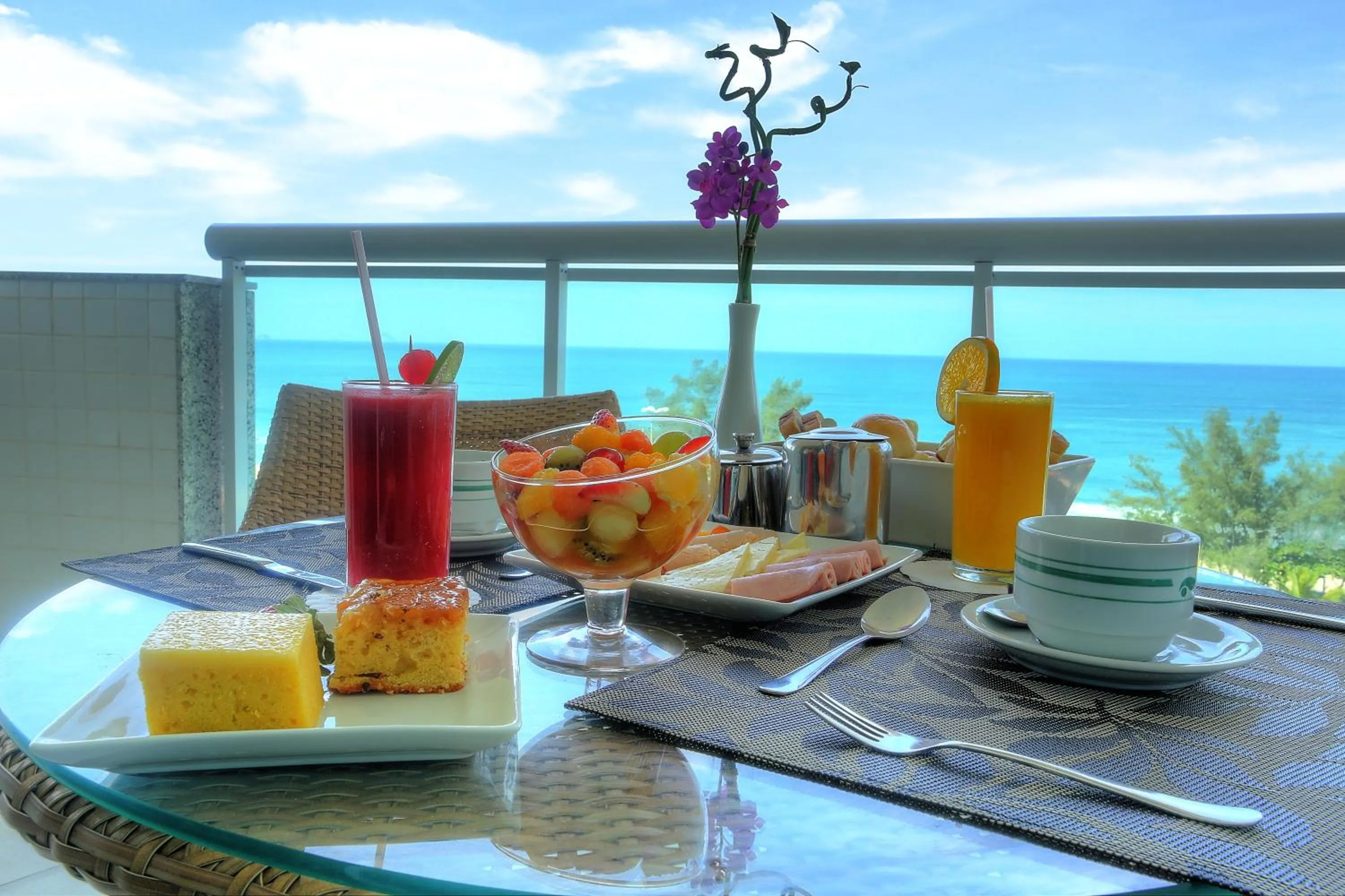 Sea view in Atlantico Sul Hotel