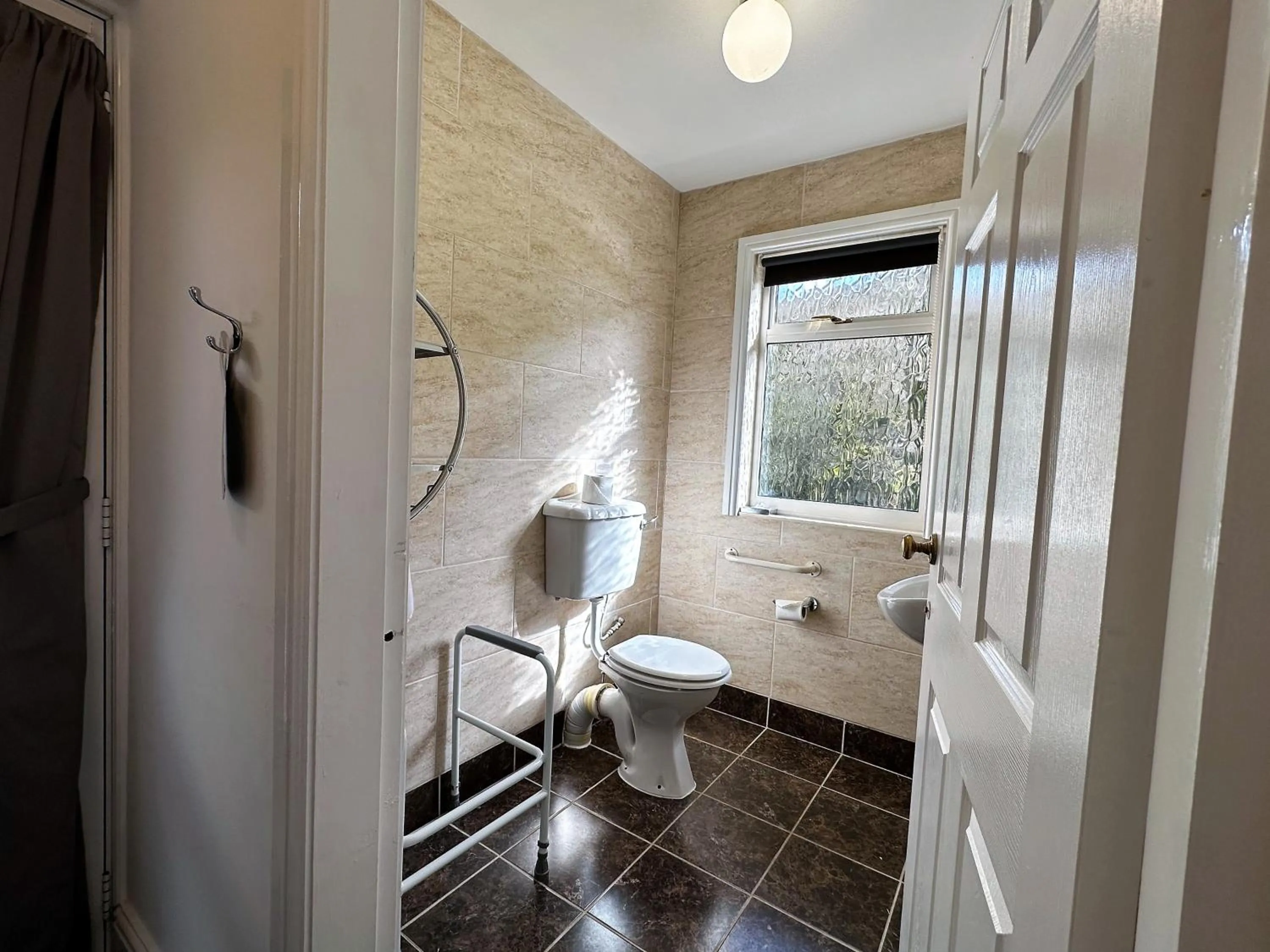 Bathroom in Craig-y-Dderwen Riverside Hotel