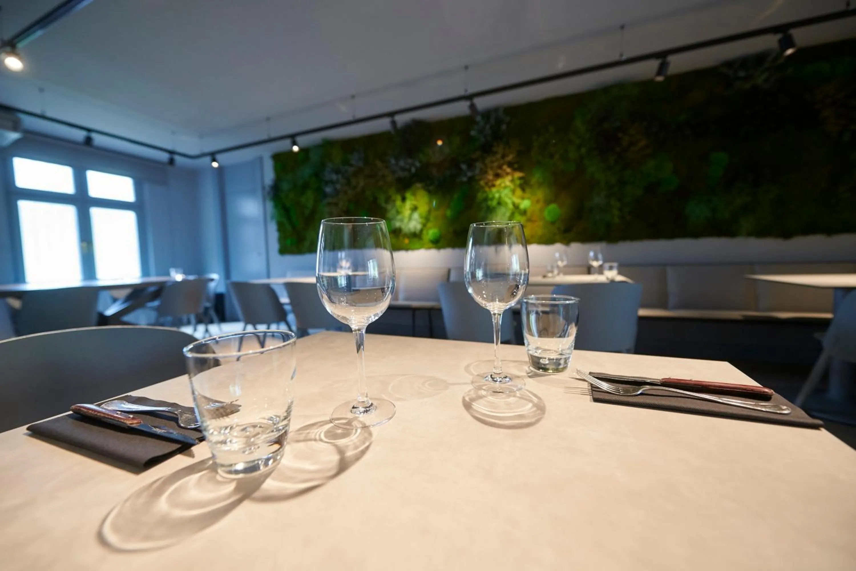 Food and drinks in Hostal Lola