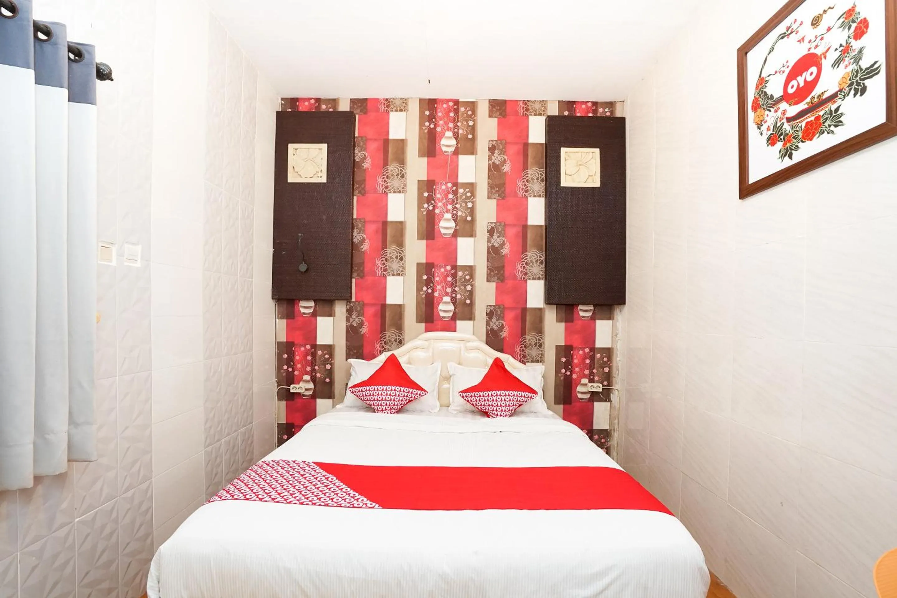 Bedroom, Bed in Hotel O Mojokerto Guesthouse