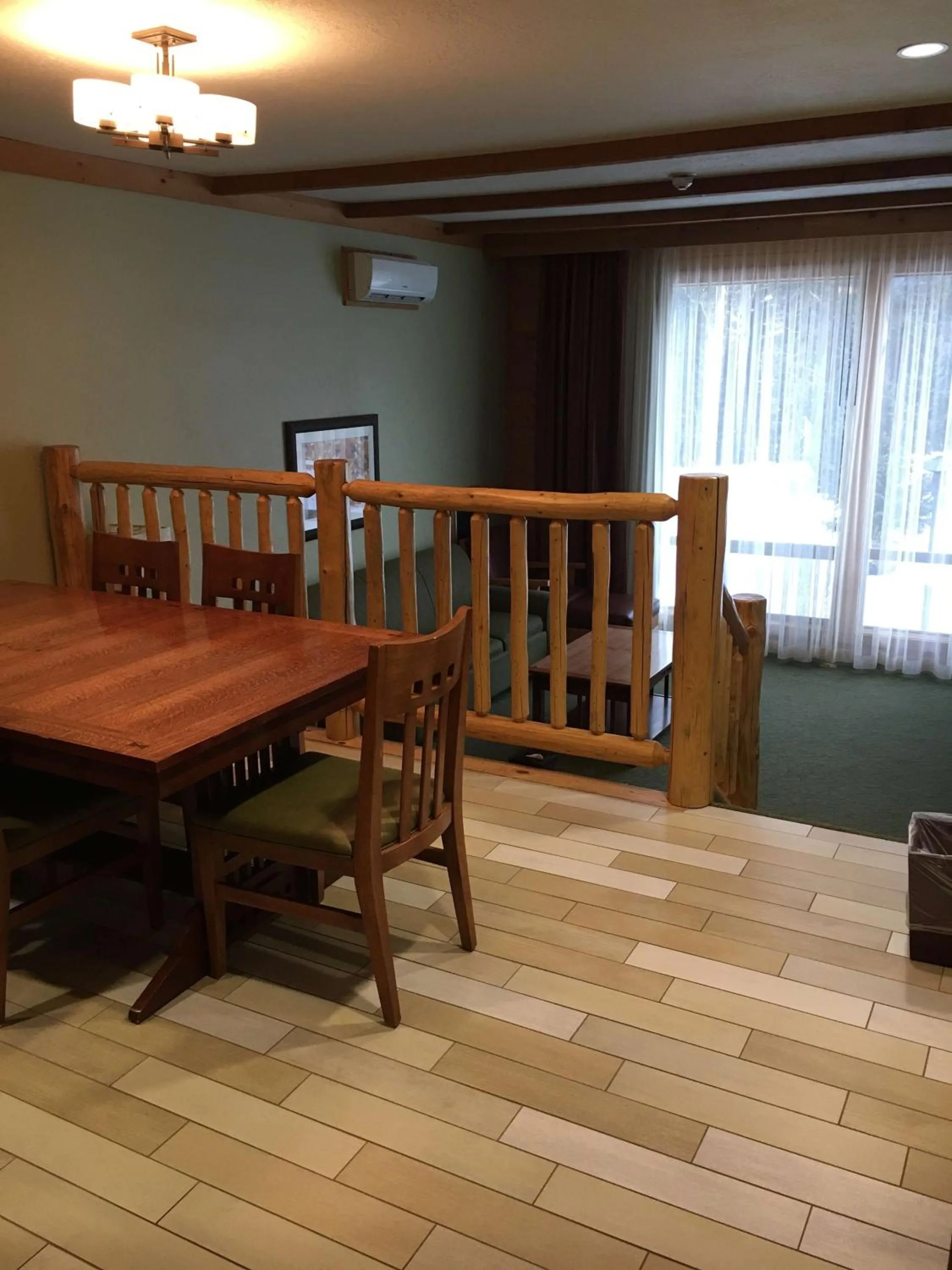 Living room in Brian Head Lodge