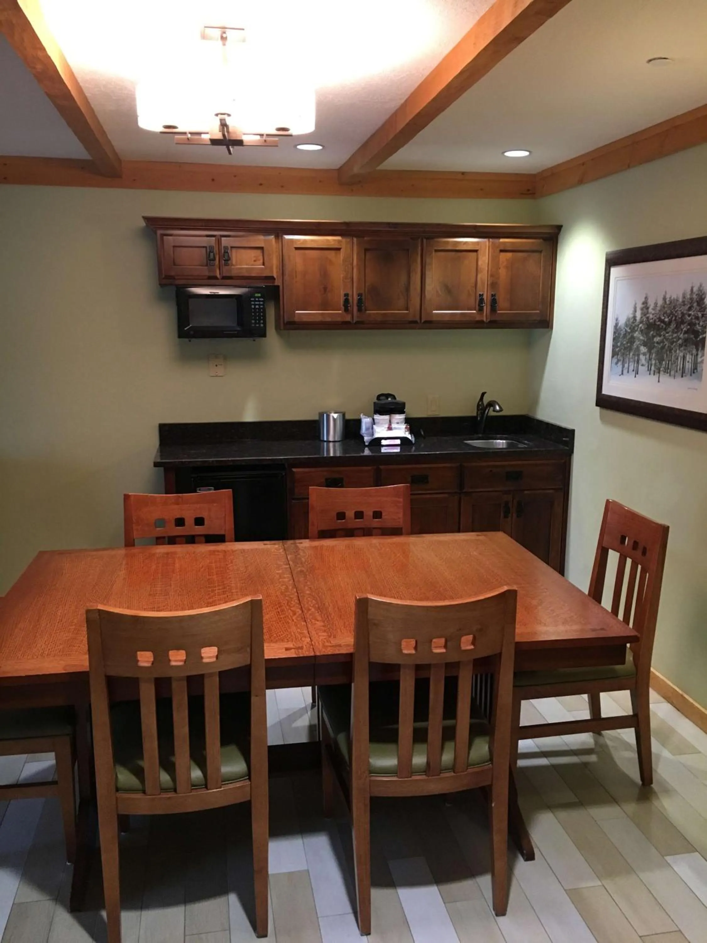 Living room in Brian Head Lodge