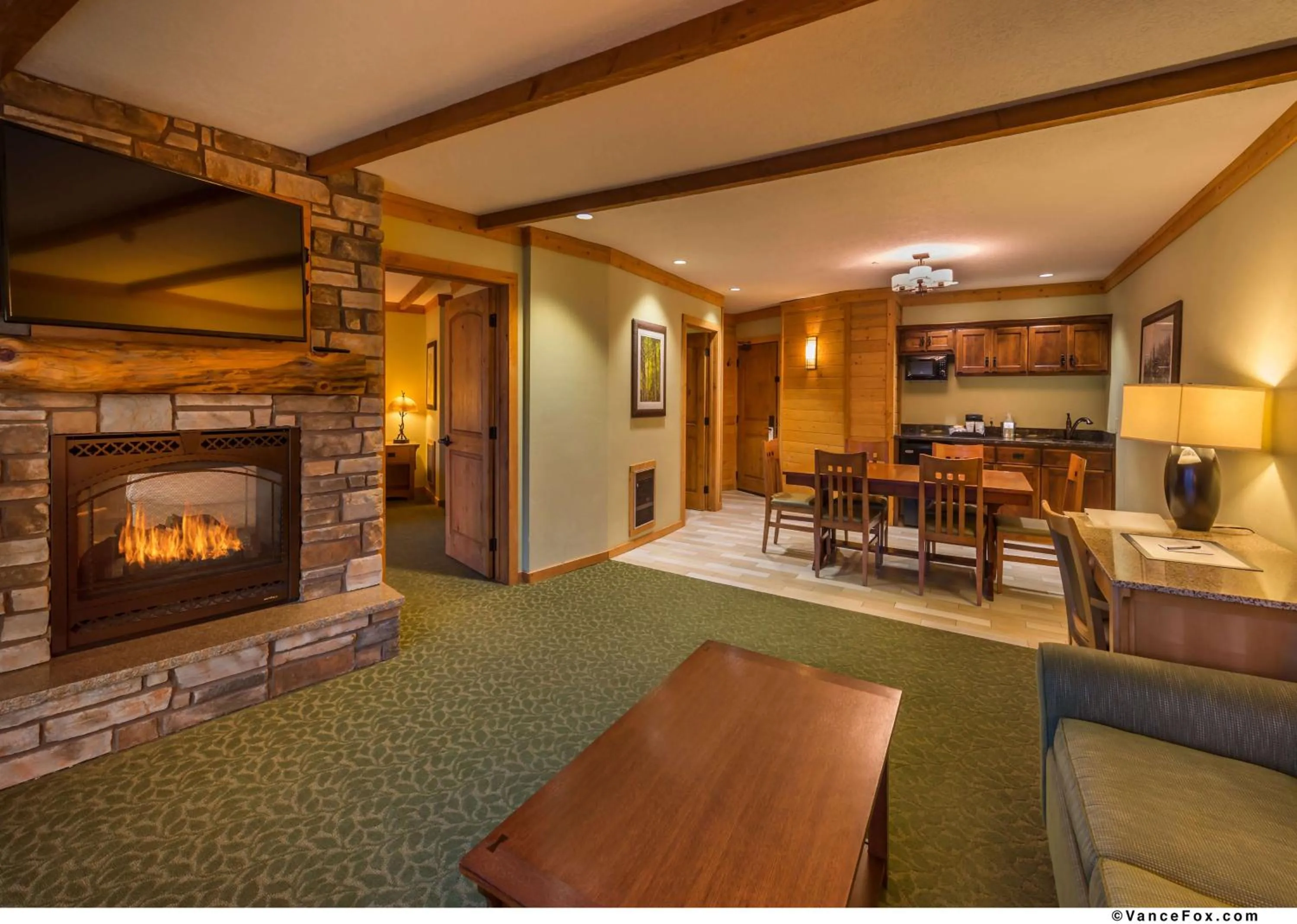 Living room in Brian Head Lodge