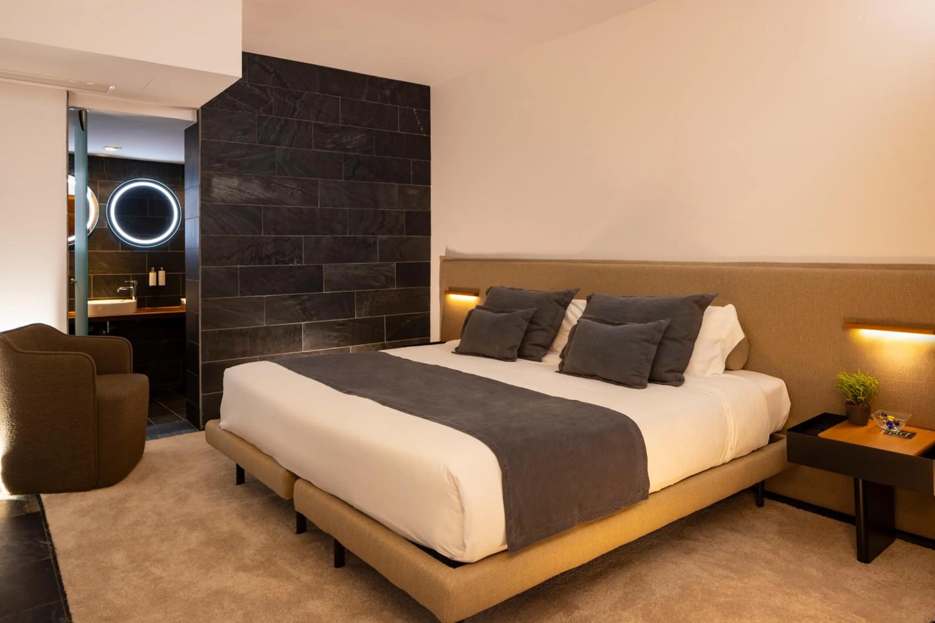 Photo of the whole room, Bed in Hotel Boutique Ses Pitreras