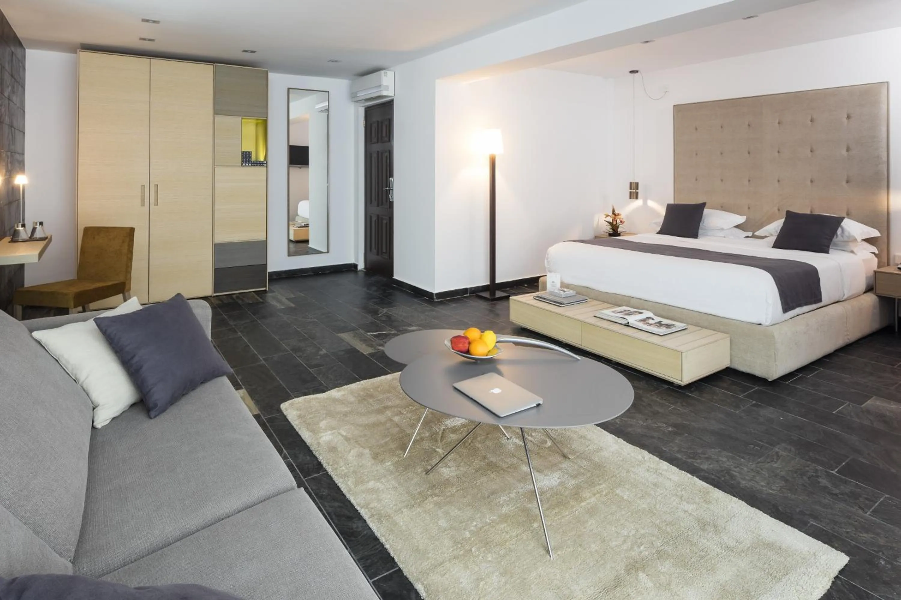 Photo of the whole room, Bed in Hotel Boutique Ses Pitreras