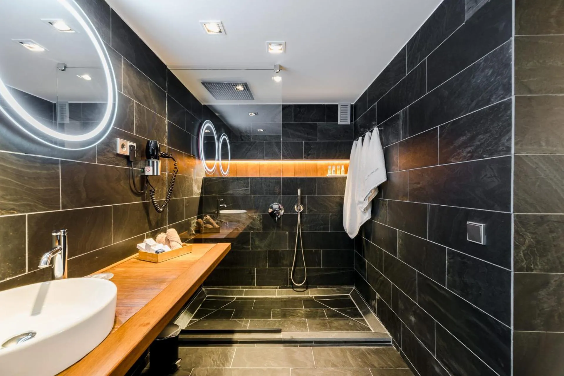 Bathroom in Hotel Boutique Ses Pitreras