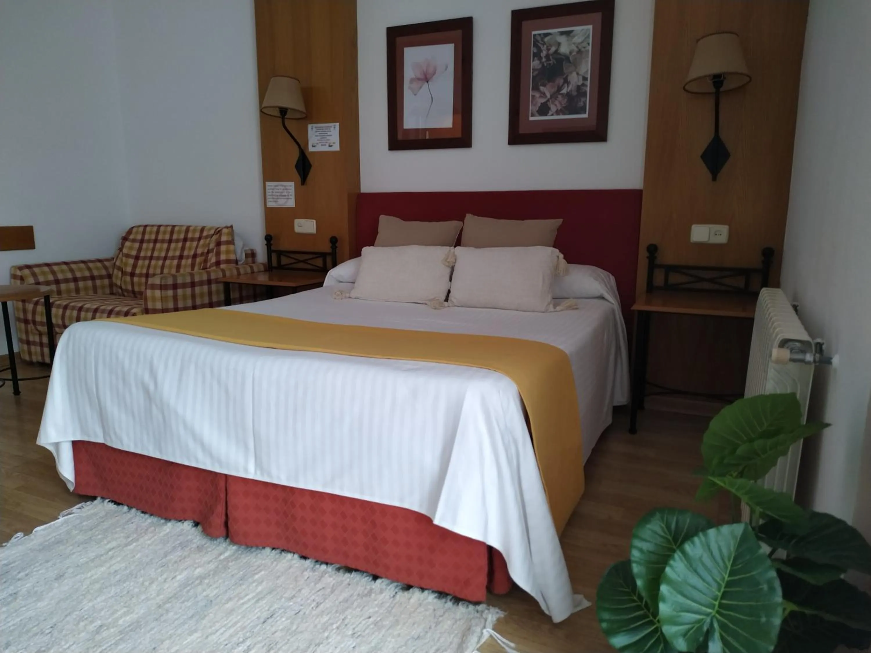 Bed in Área de Servicio El Cruce