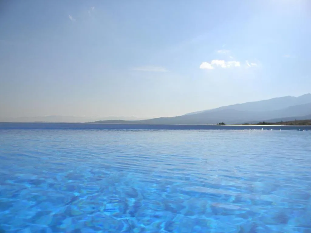 Pool view in B&B La Petrosa