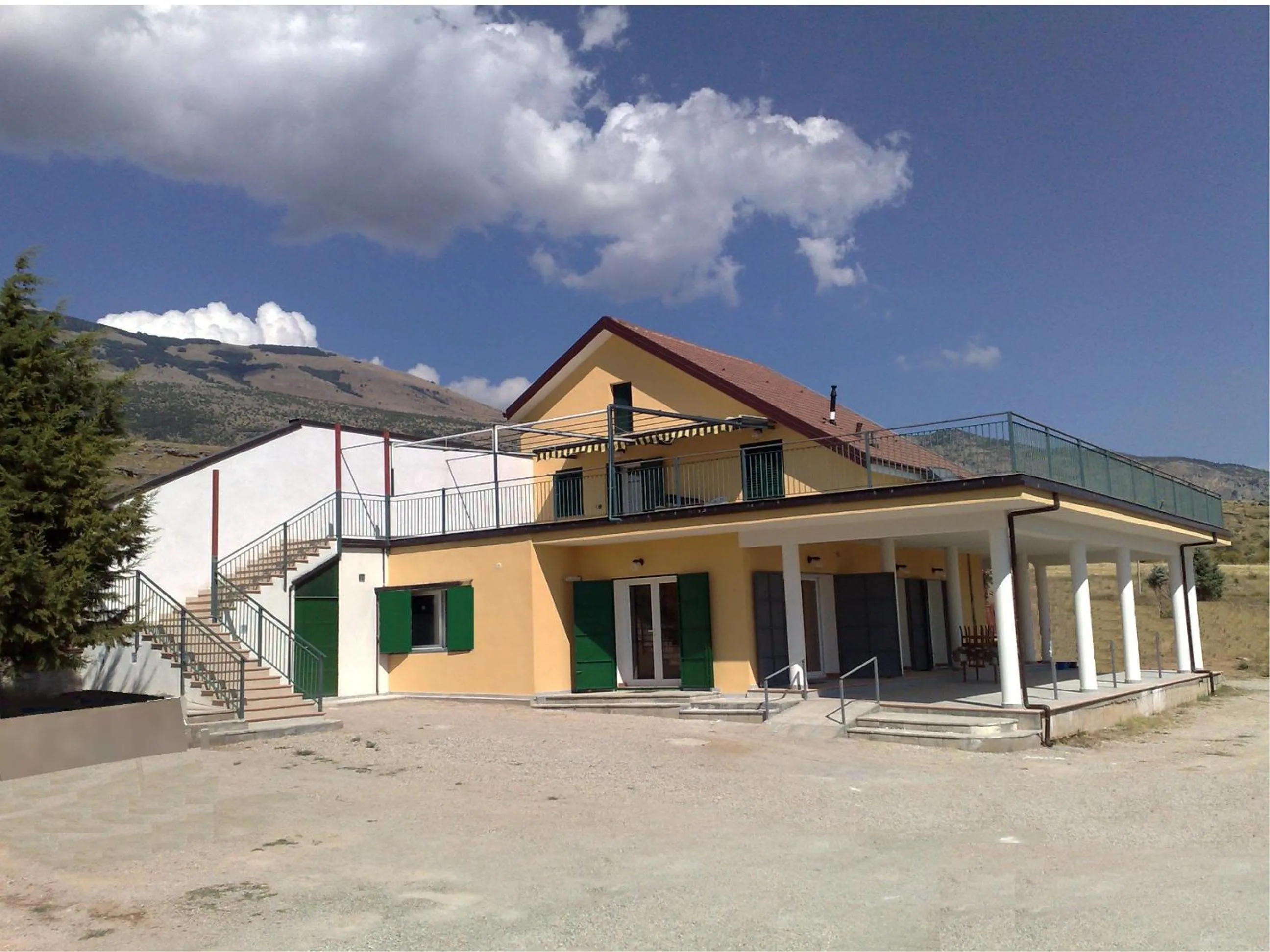 Facade/entrance in B&B La Petrosa