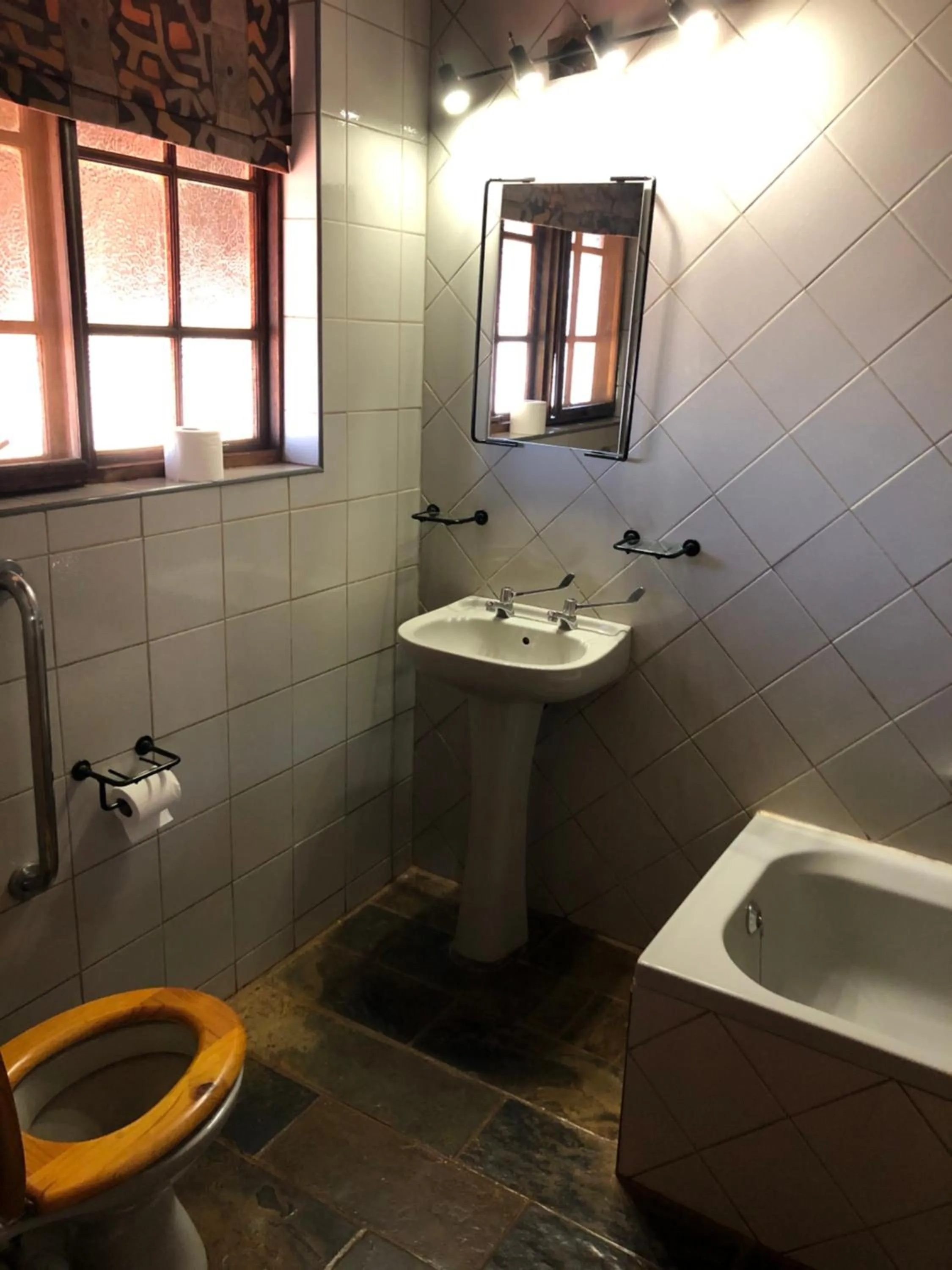 Sondela Nature Reserve & Spa Chalets