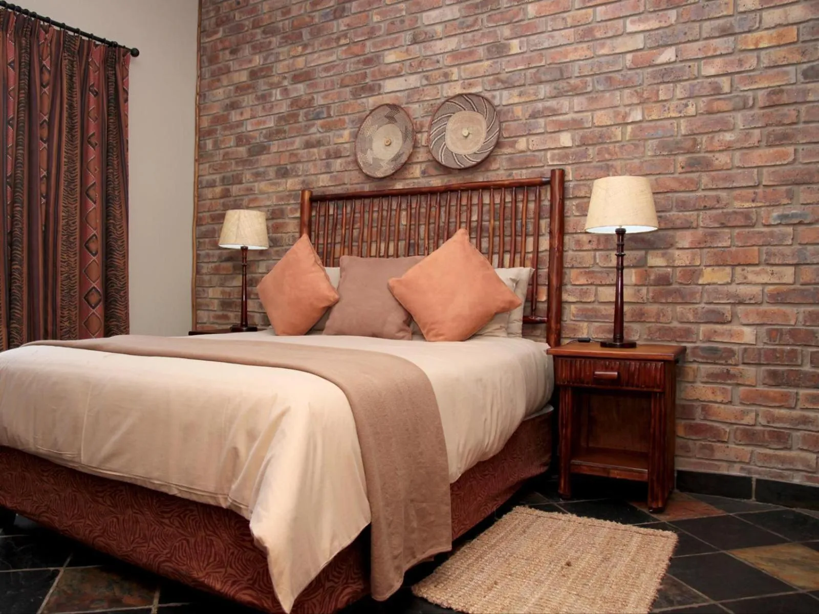 Bed in Sondela Nature Reserve & Spa Chalets