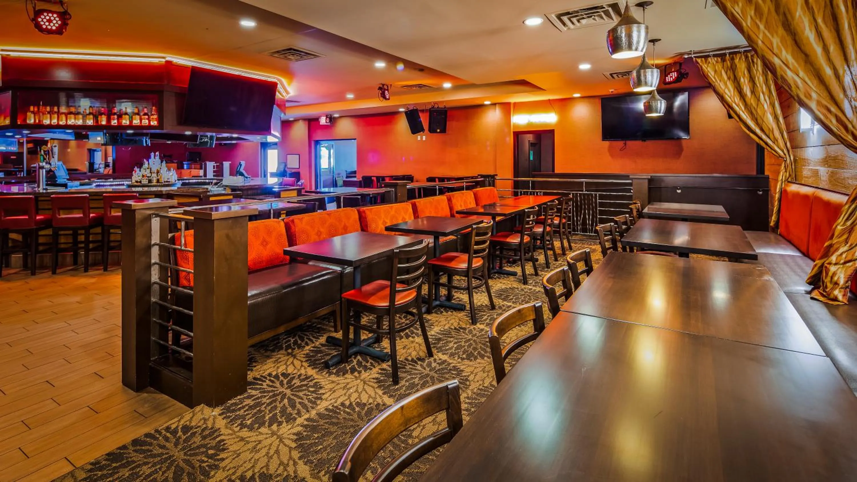 Restaurant/places to eat in Best Western Newport Inn