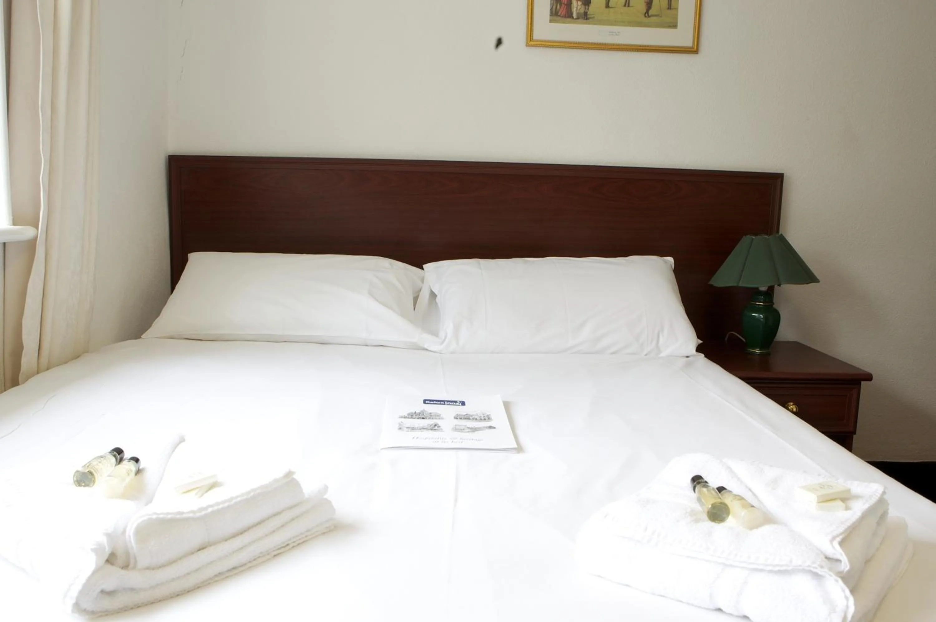 Bed in The George & Horn near Newbury