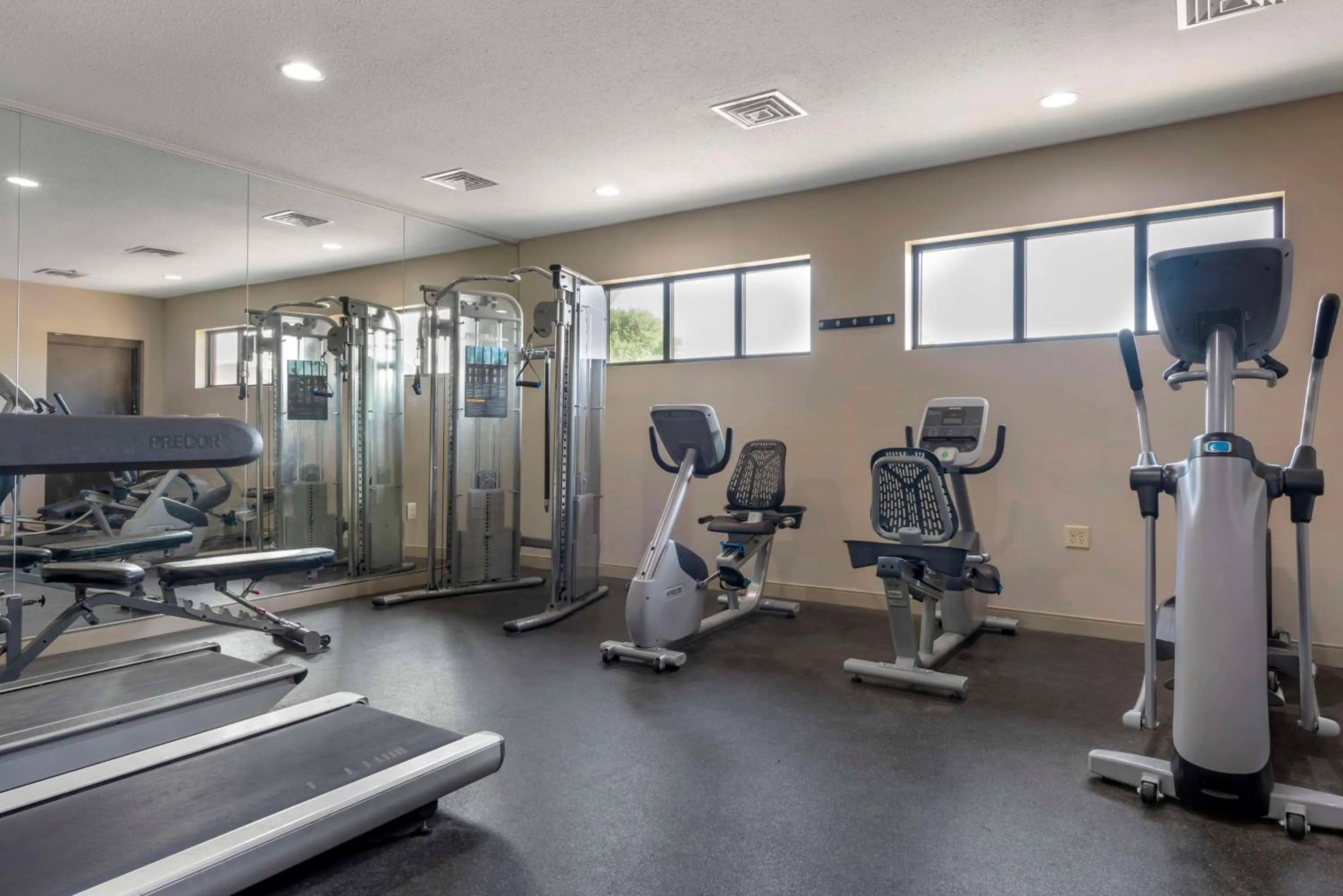 Fitness centre/facilities in Best Western Plus Ramkota Hotel