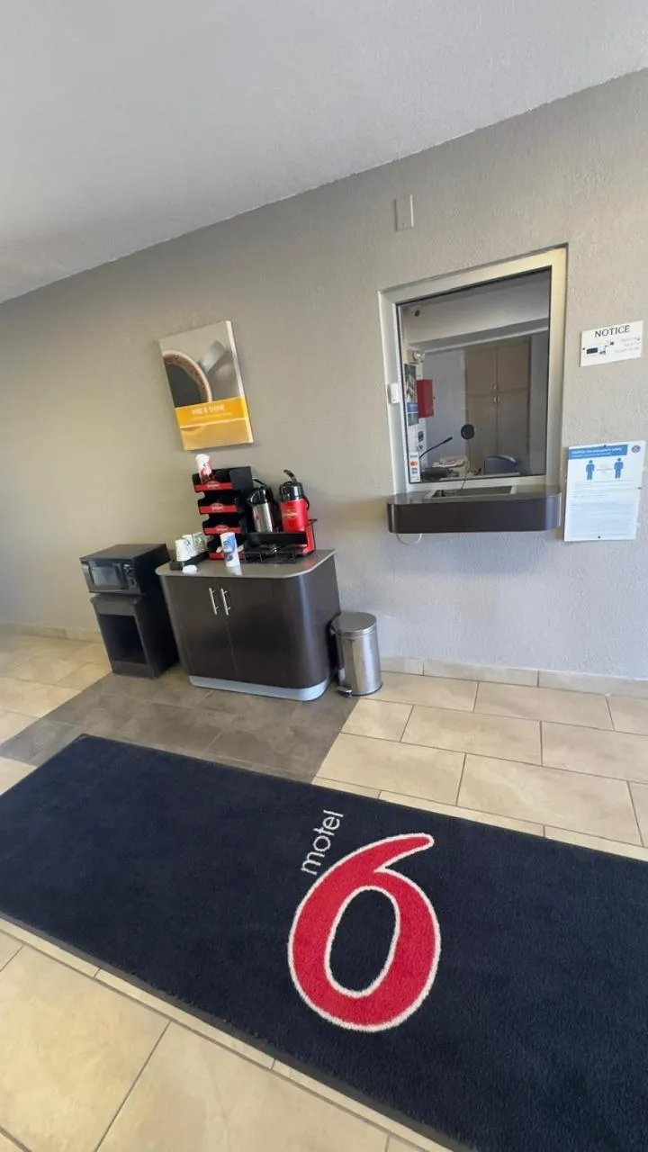 Motel 6-Grants, NM