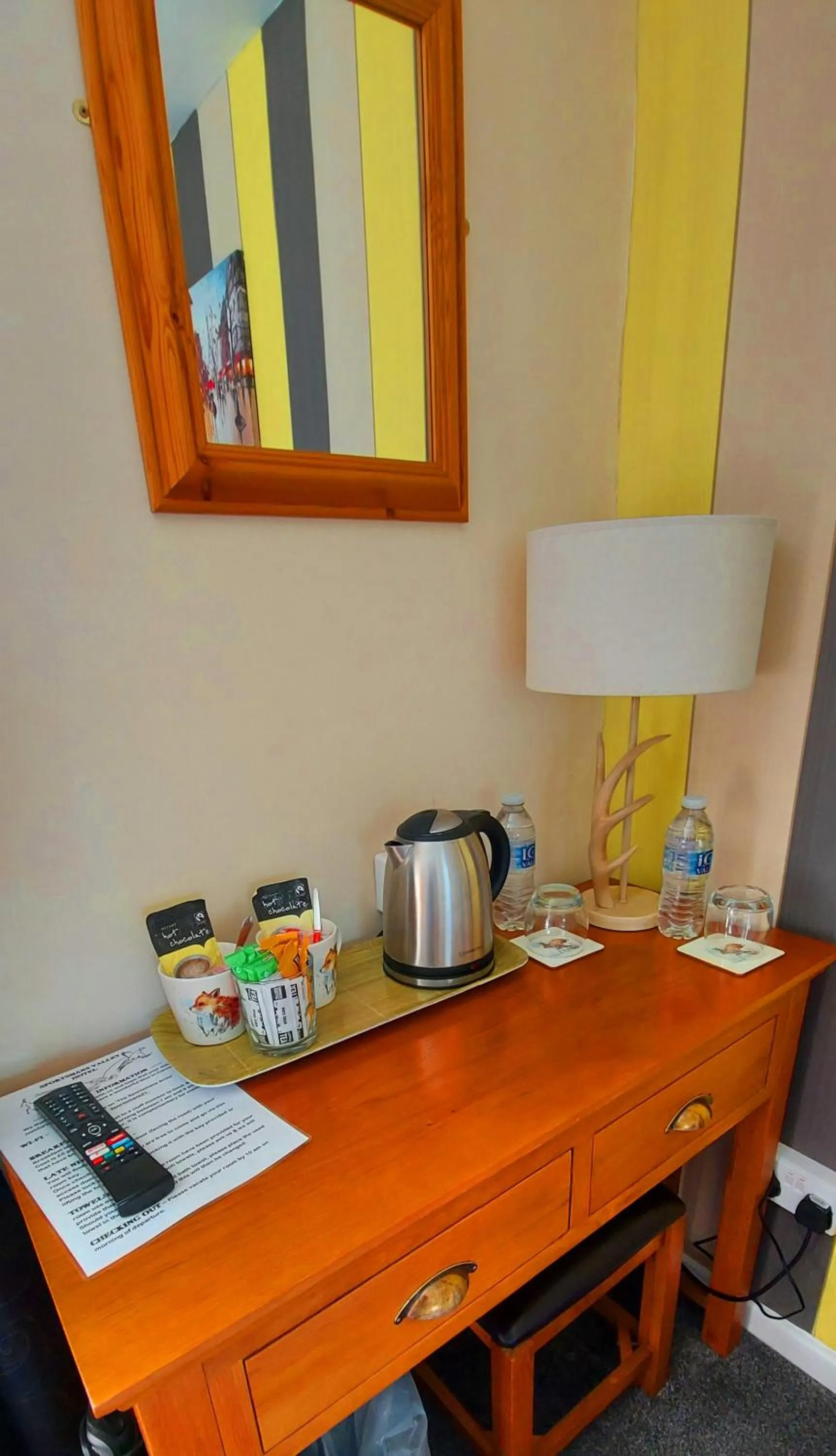 Bedroom in Sportsmans Valley Hotel