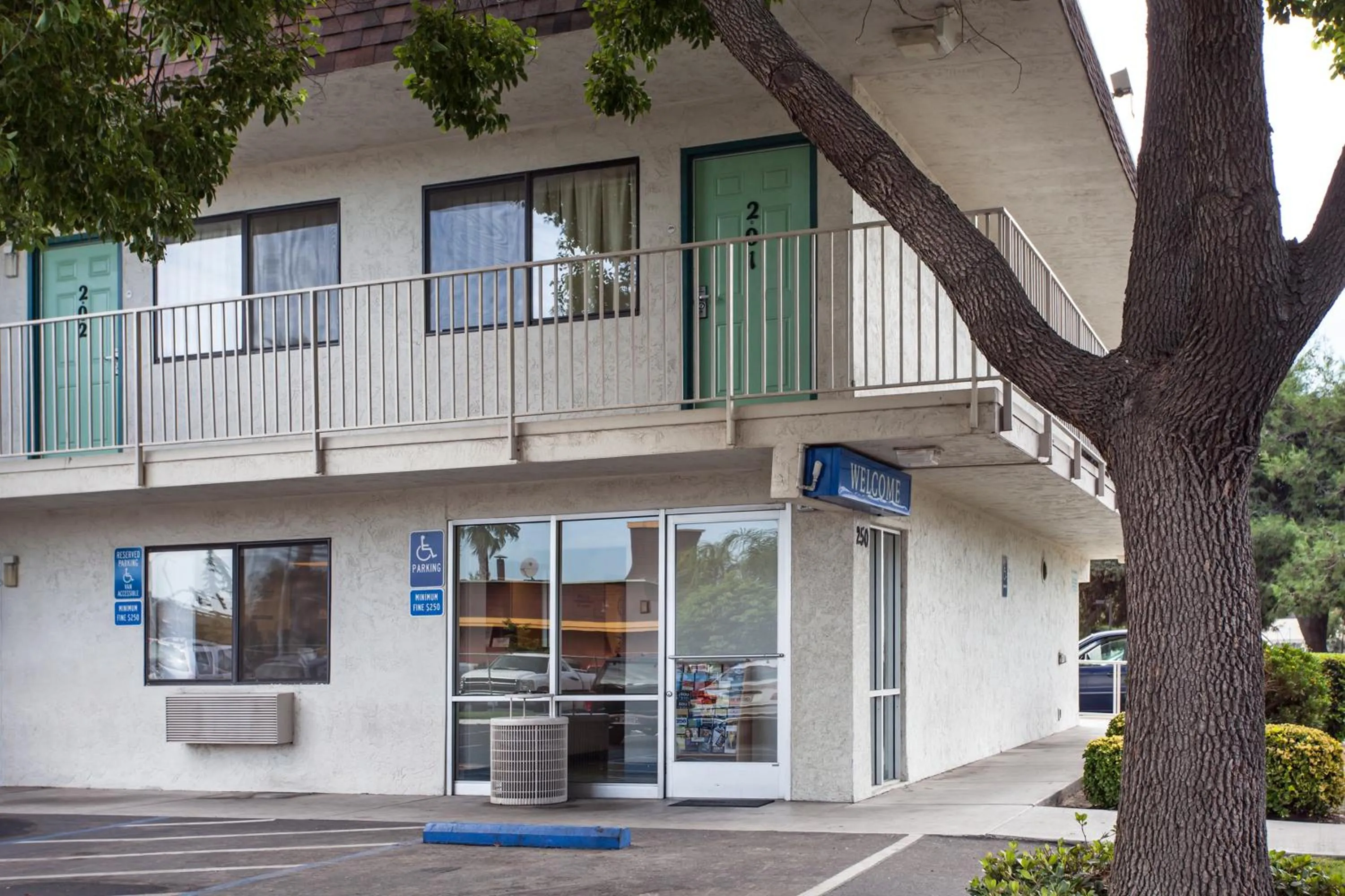 Property Building in Motel 6-Turlock, CA