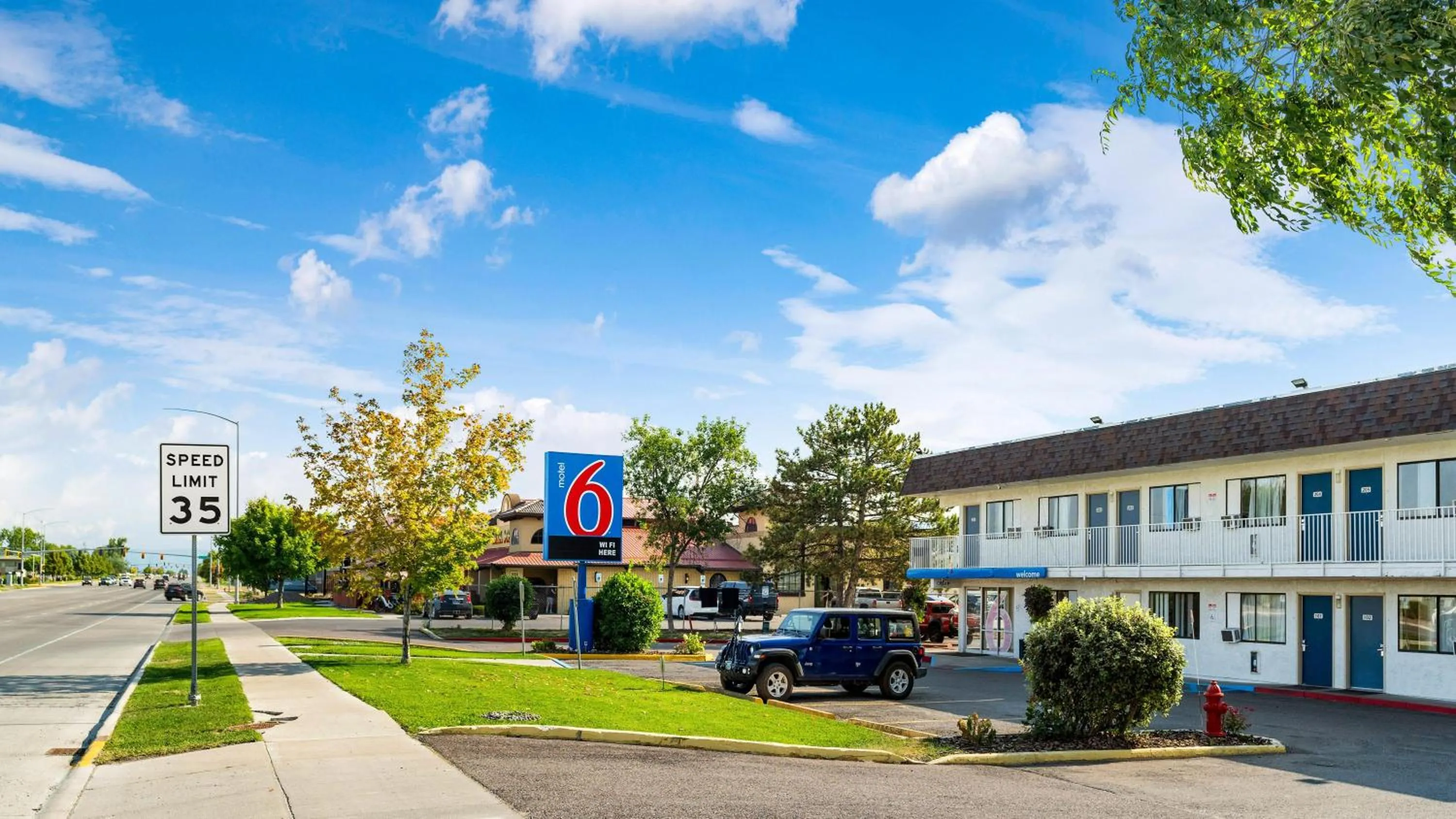 Property building in Motel 6-Kalispell, MT